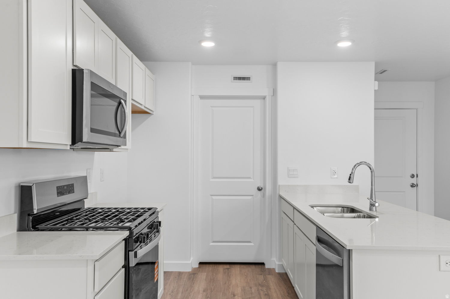 VIRIDIAN - Residential