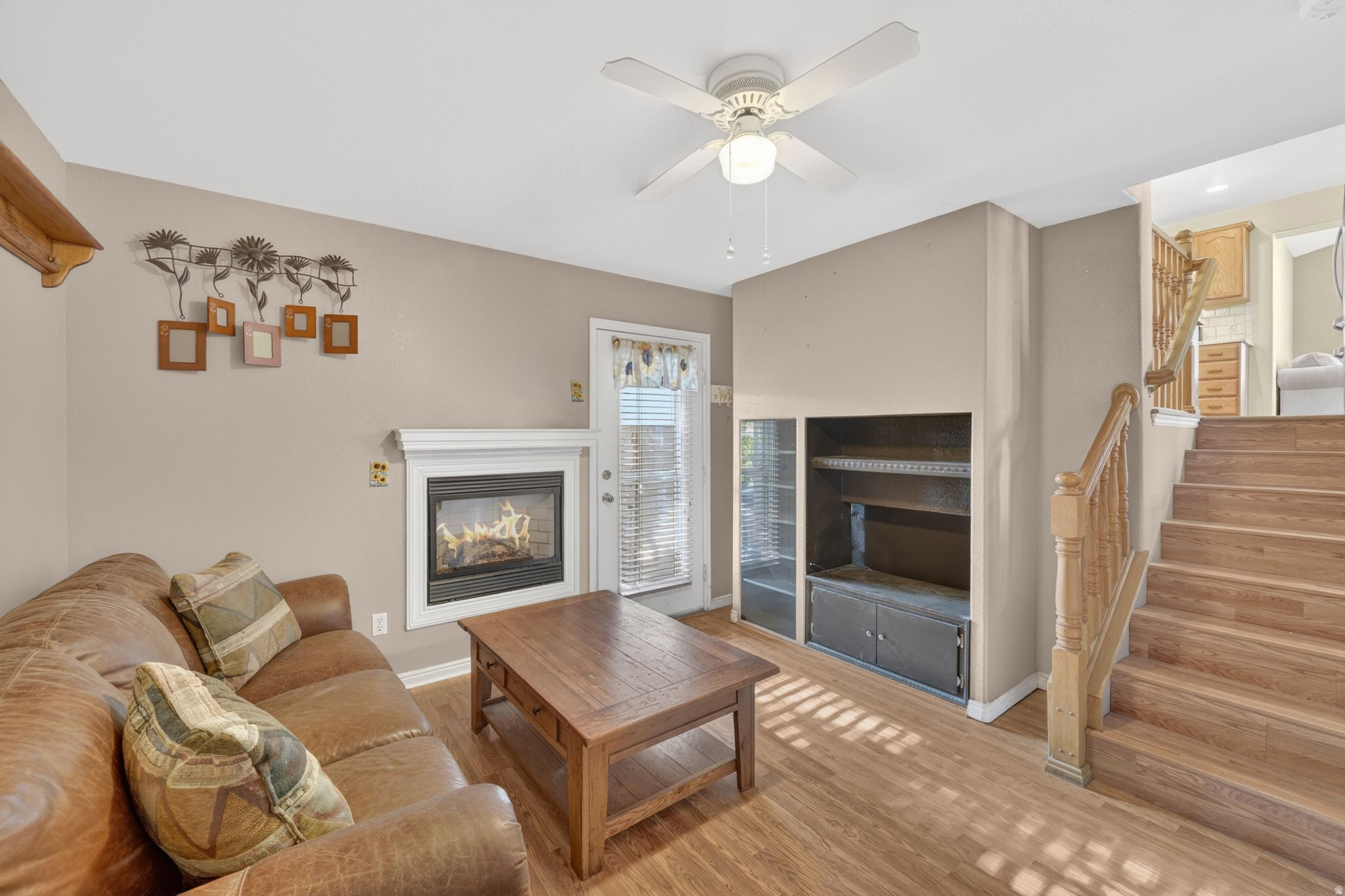 HOMETOWN RANCH - Residential