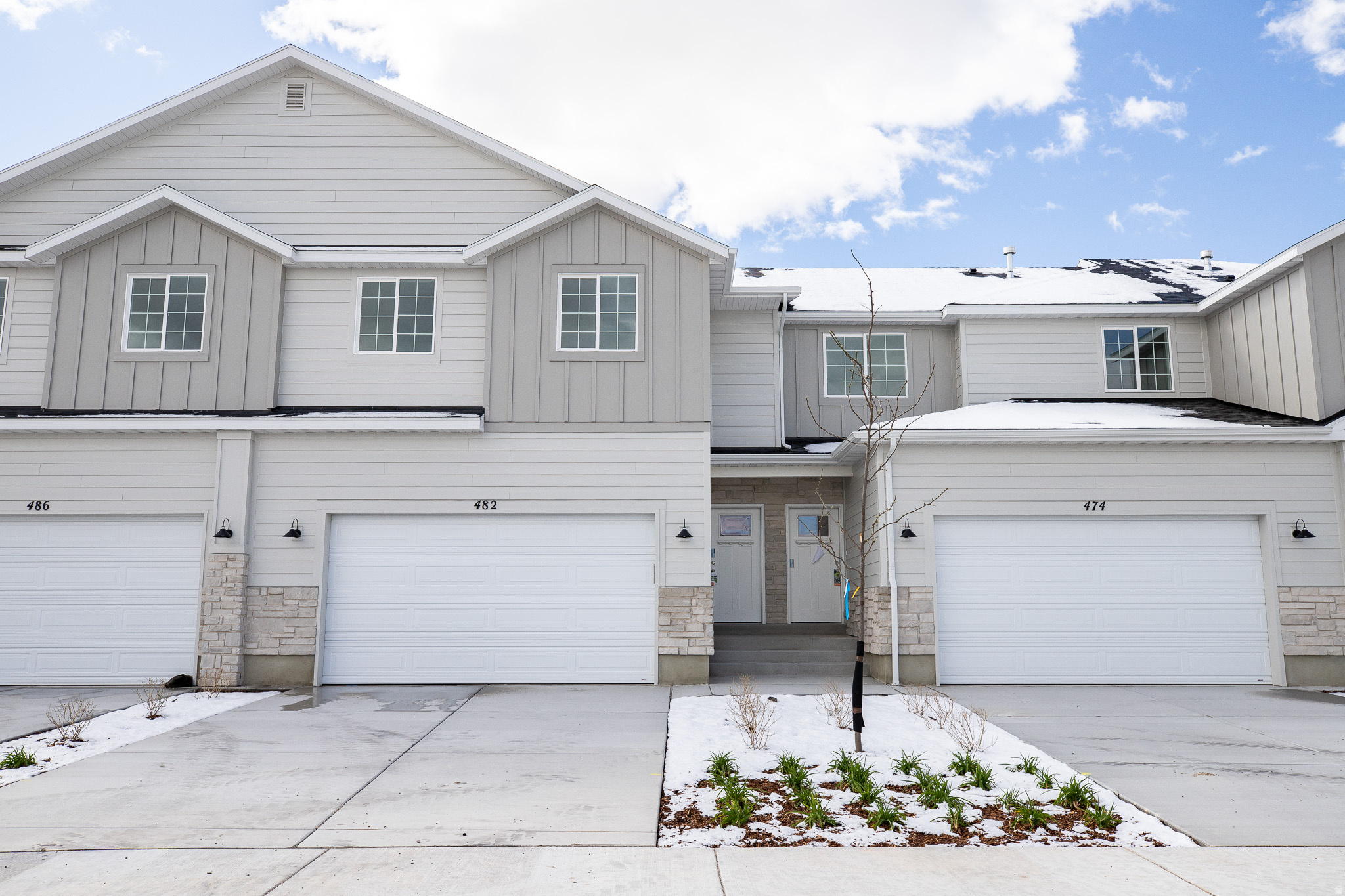 INTEREST RATES STARTING AS LOW AS 3.99% with our preferred lender or $20,000 INCENTIVE TOWARDS CLOSING COSTS, RATE BUYDOWN, OR PRICE REDUCTION REGARDLESS OF LENDER! Must-See New Salem Fields Community! Move-in ready! This beautiful home built by Flagship Homes features 3 bedrooms + LOFT, 2.5 bathrooms, quartz countertops, full landscaping, 2 car garage, and fenced backyard. The primary bedroom has a vaulted ceiling, large walk-in closet, and dual sinks with a separate tub/shower. With an unfinished basement, this home provides space for storage and room to grow. (If preferred, basement can be finished for an additional charge.) Call for more information or stop by our model home at 495 E 720 N, Salem, UT for a tour. Model home hours: Monday-Saturday 11 AM - 6 PM. Buyers to verify all information. Square footage is from house plans.