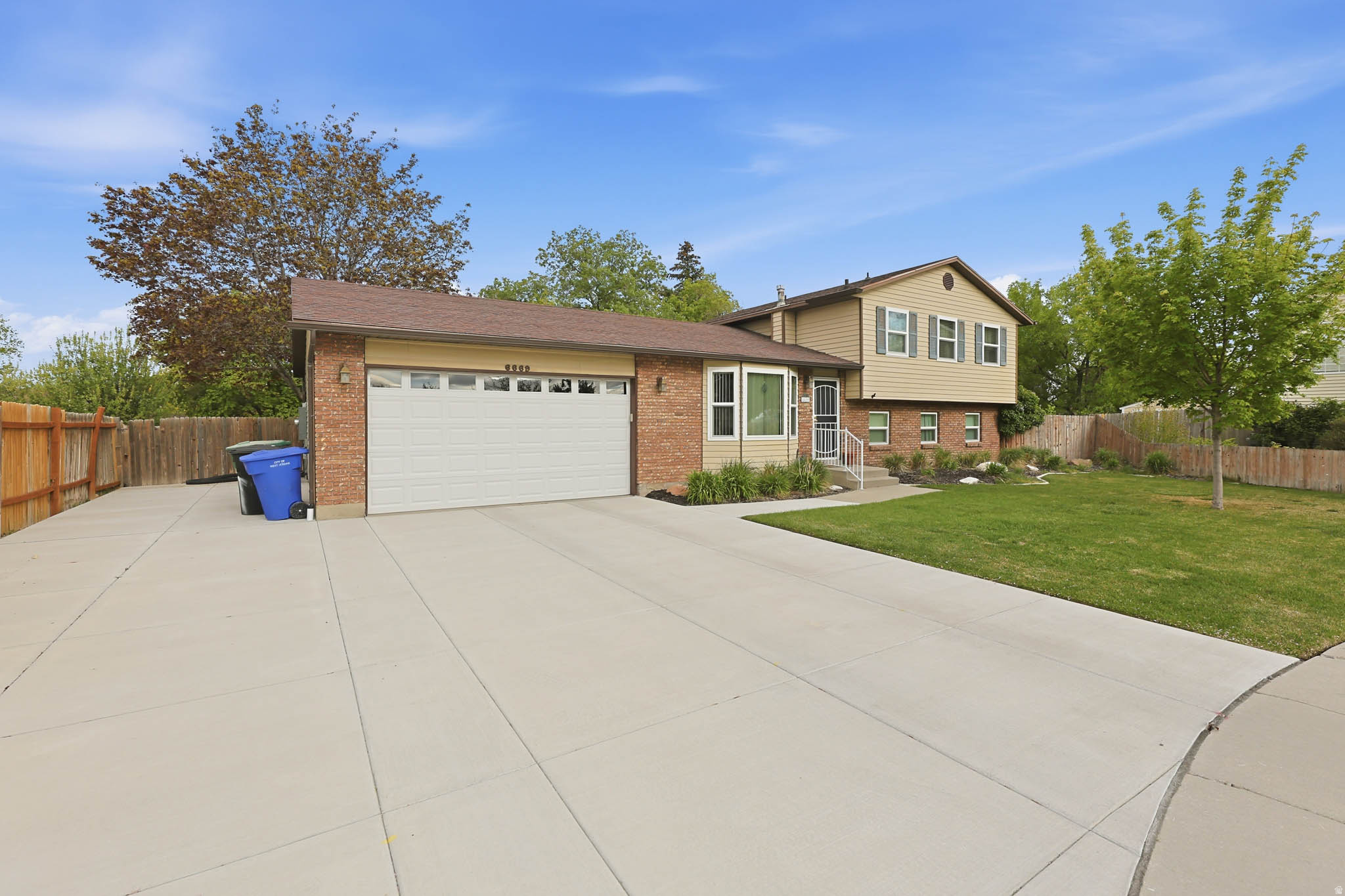 OQUIRRH SHADOWS - Residential