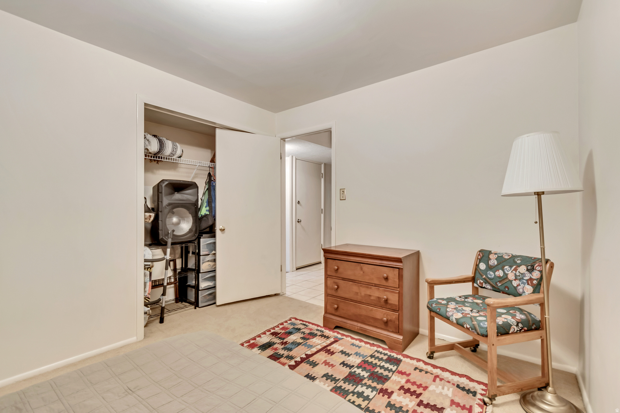 EASTON IN HOLLADAY COND - Residential