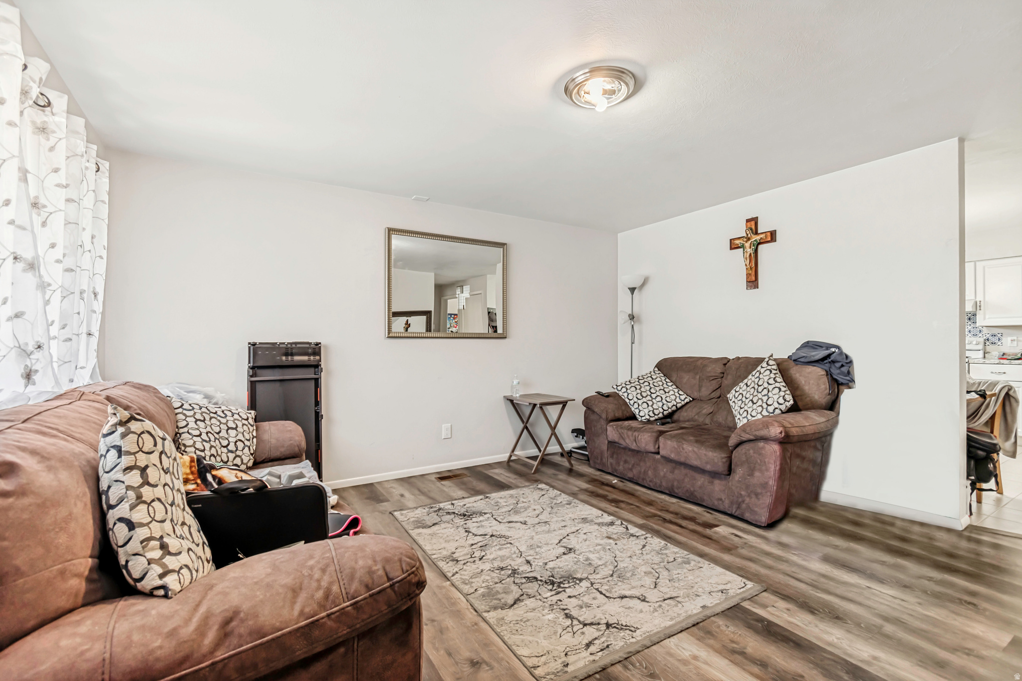 CENTRAL ESTATES - Residential