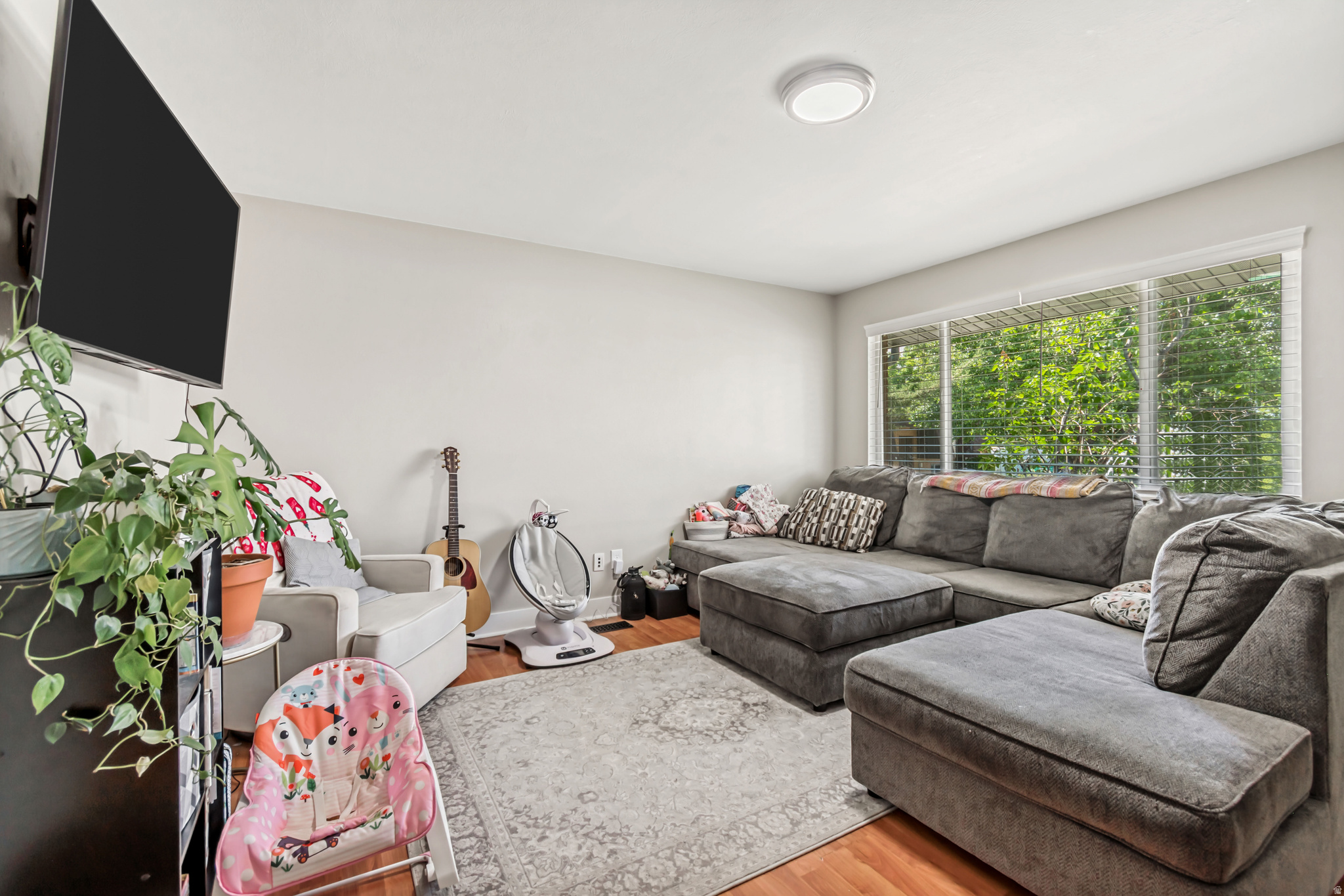 CENTRAL ESTATES - Residential
