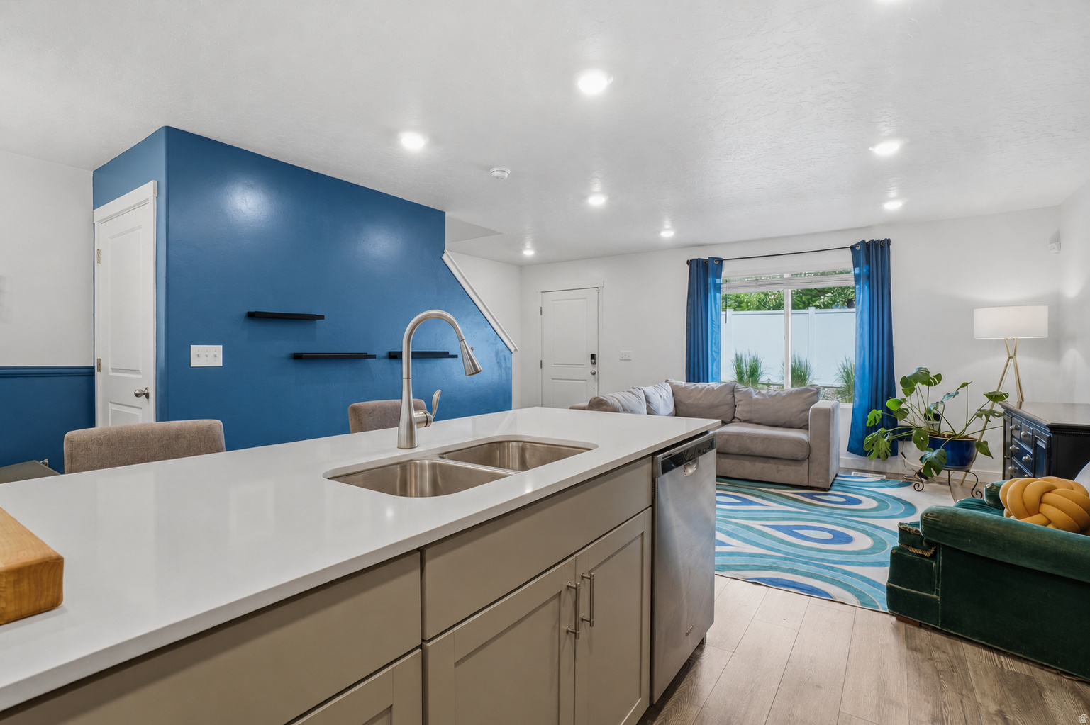 MECHAM - Residential