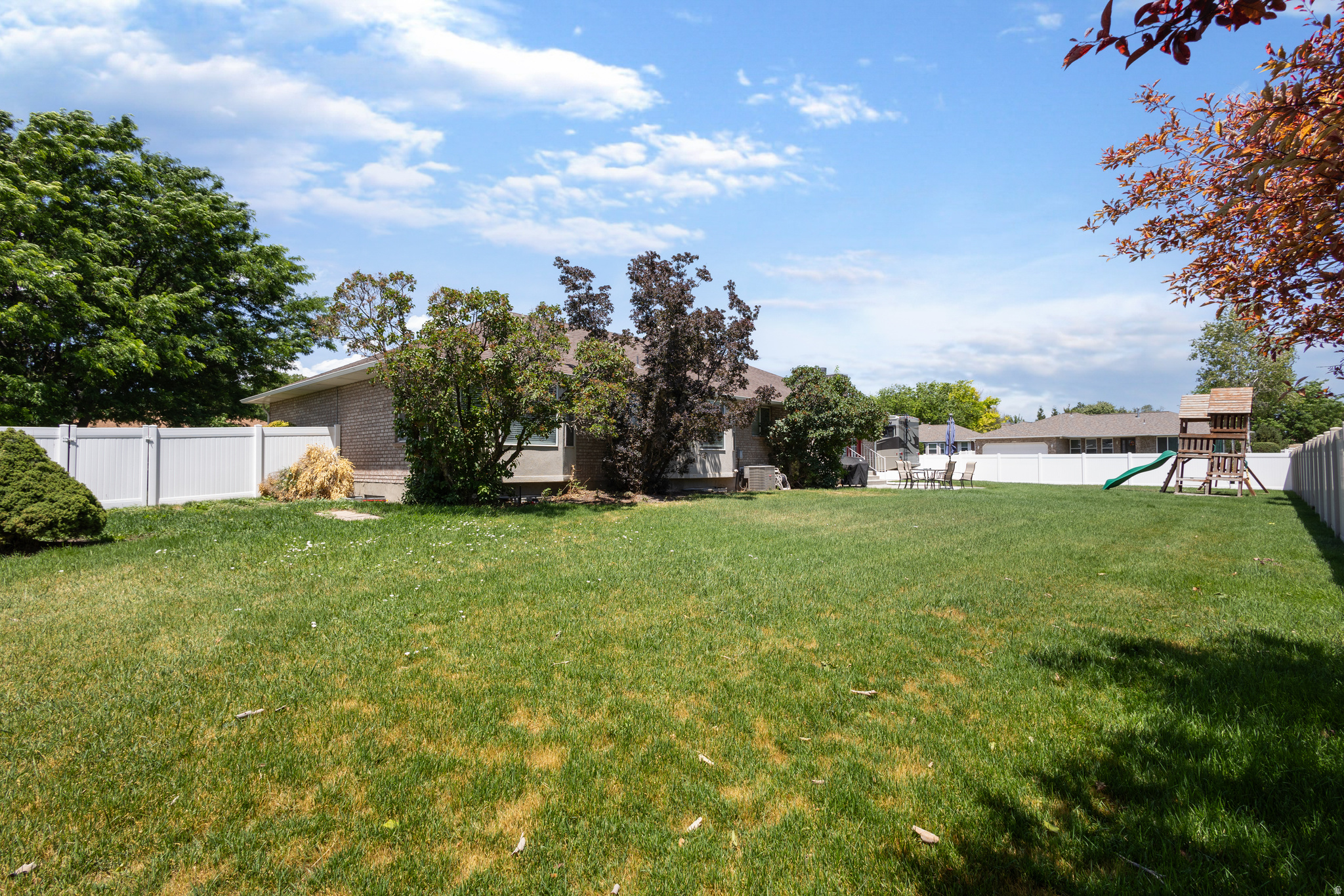 COVE ESTATES - Residential