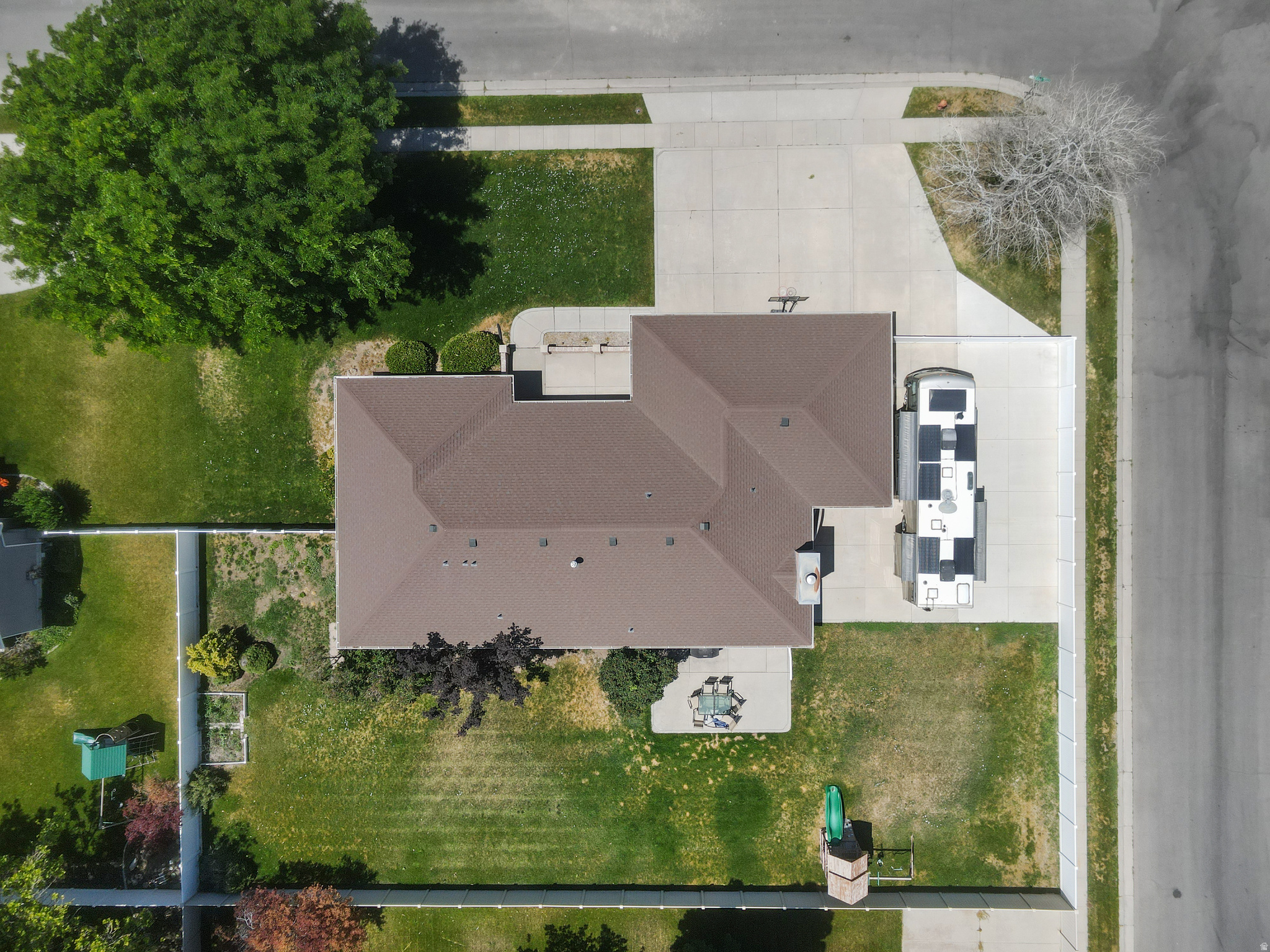 COVE ESTATES - Residential