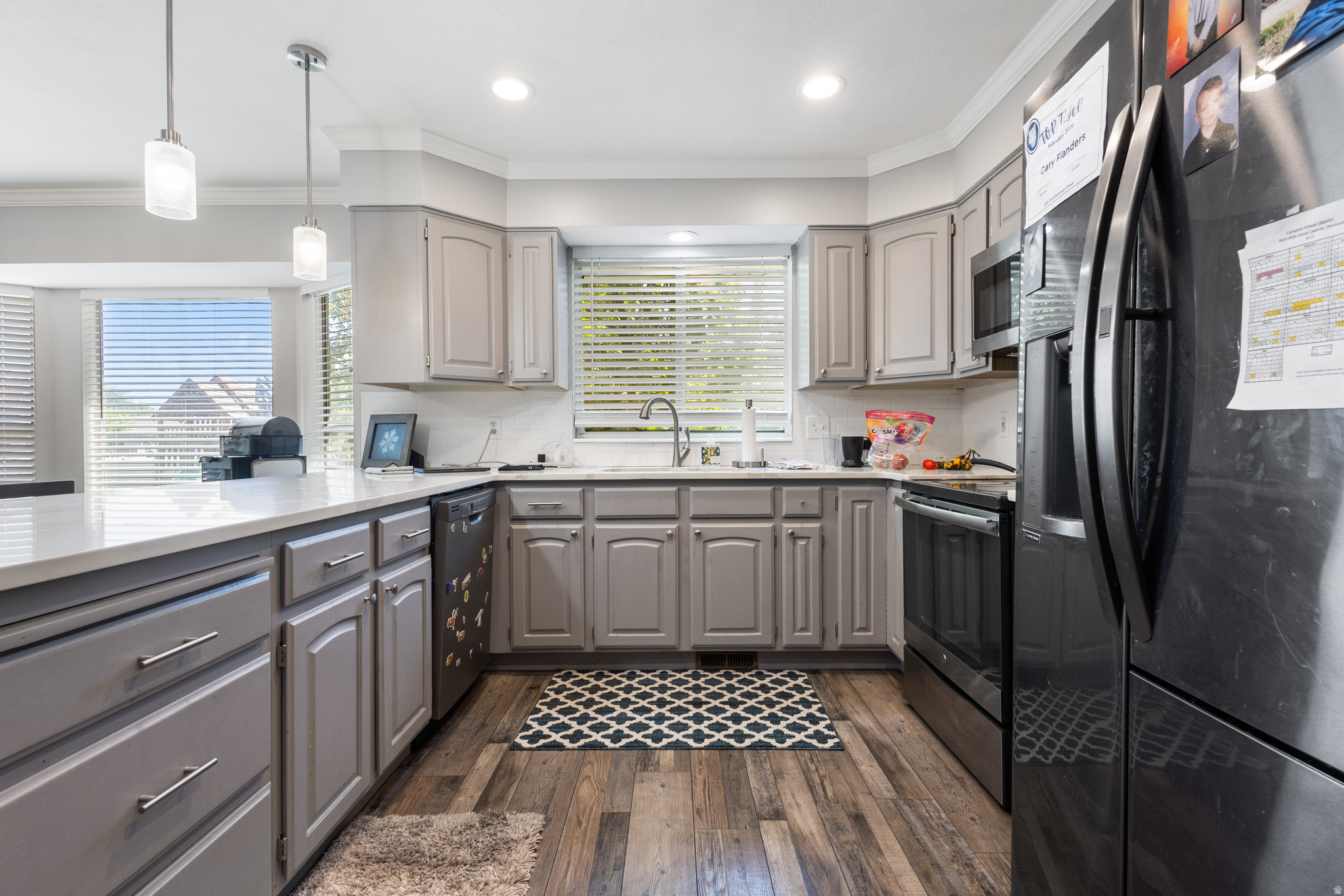 COVE ESTATES - Residential