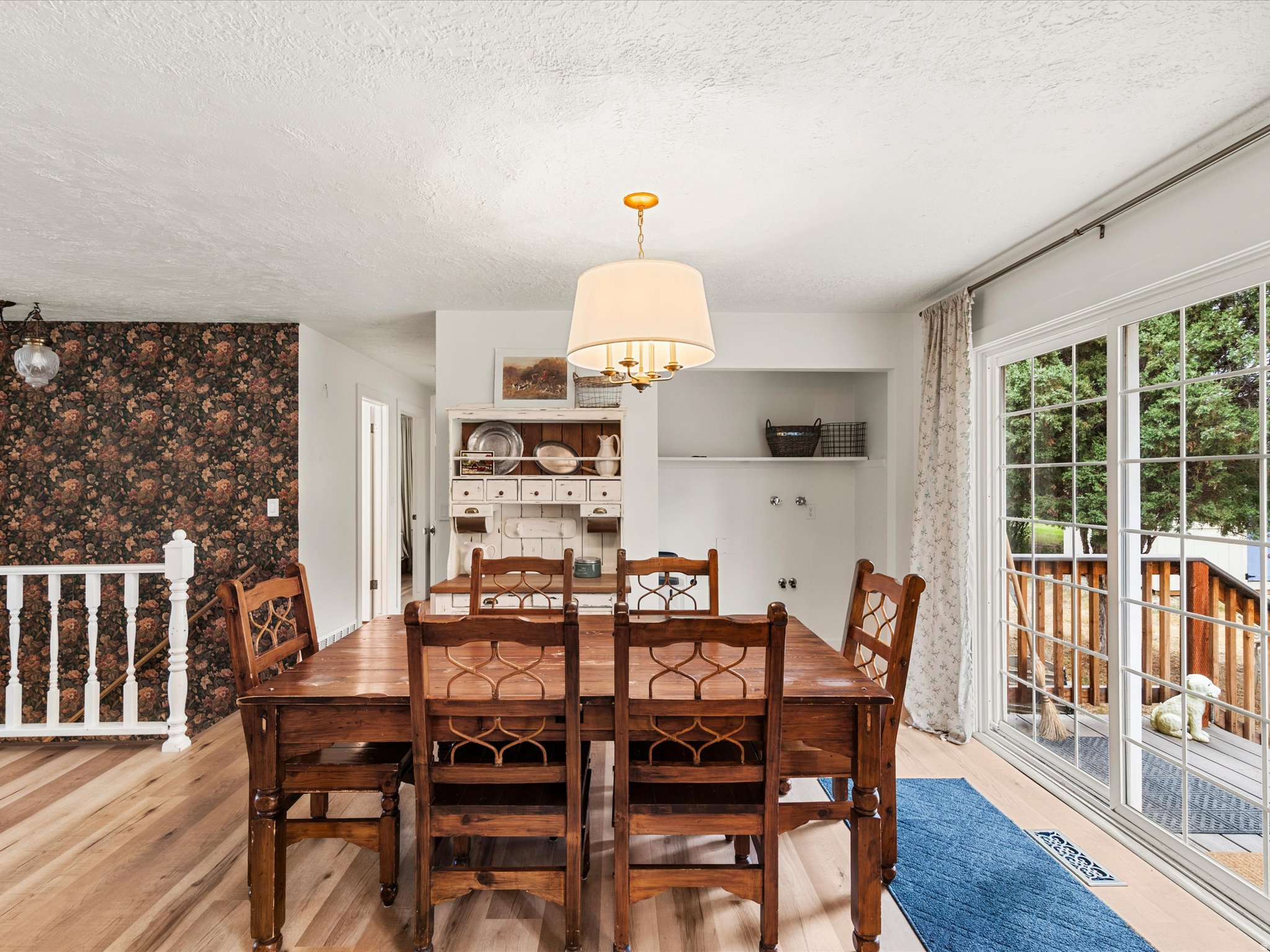 PIONEER CEDARS - Residential