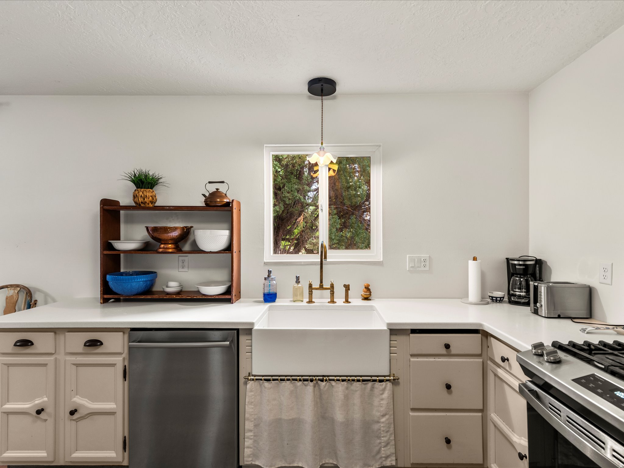 PIONEER CEDARS - Residential