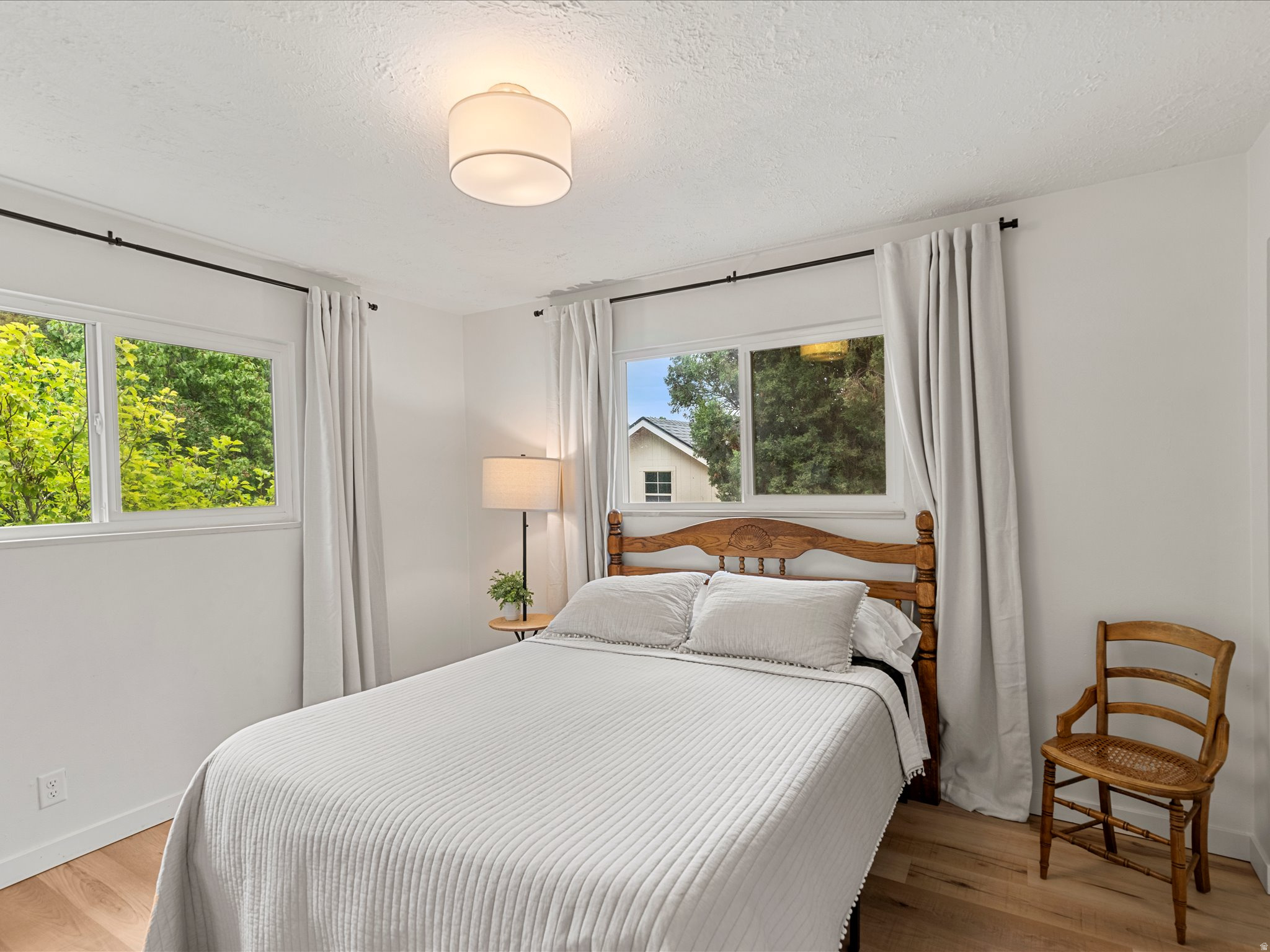 PIONEER CEDARS - Residential