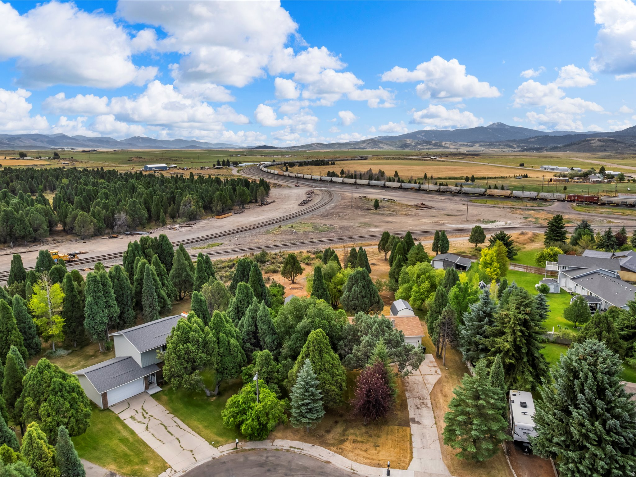 PIONEER CEDARS - Residential