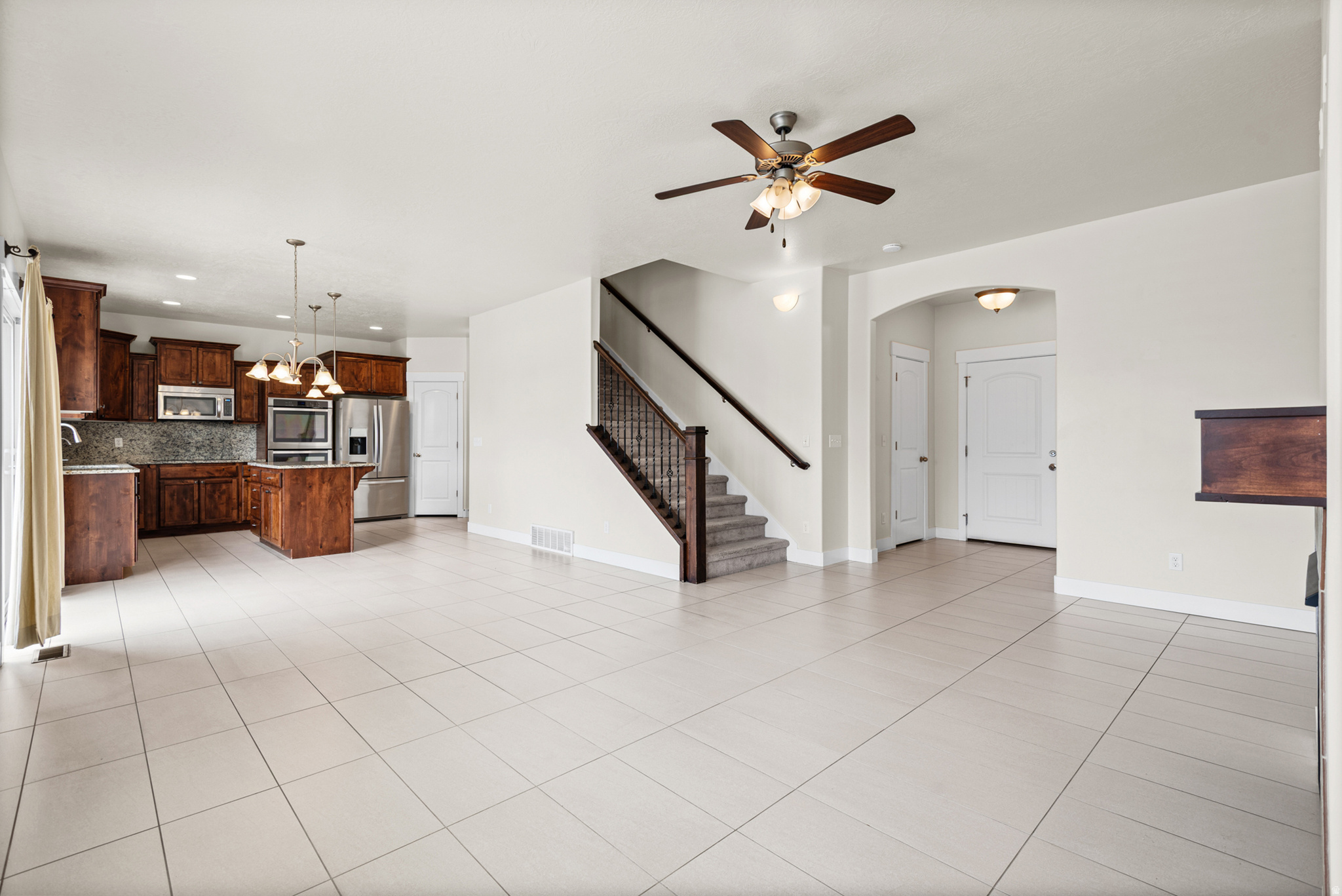 MOUNTAIN HEIGHTS - Residential