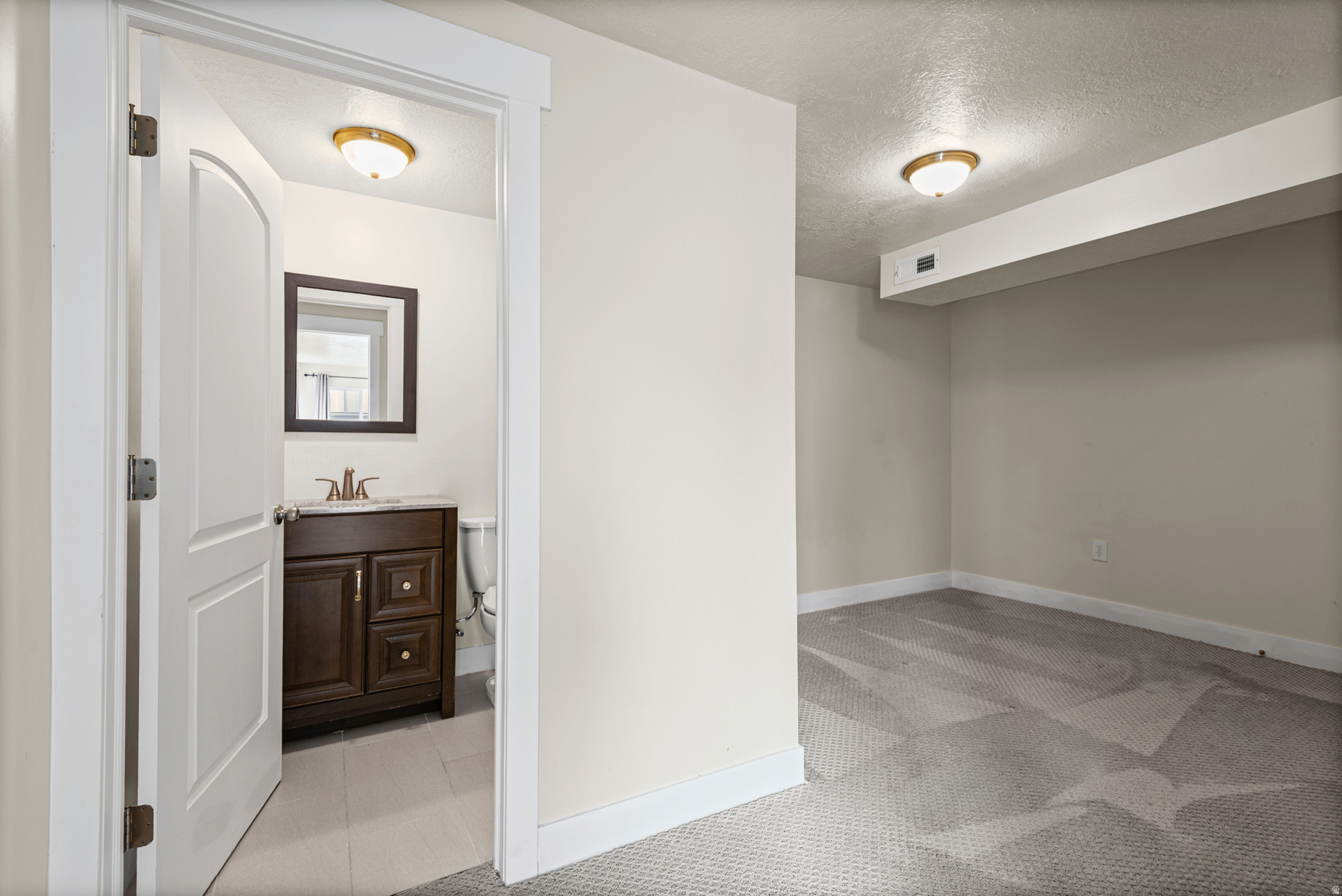 MOUNTAIN HEIGHTS - Residential