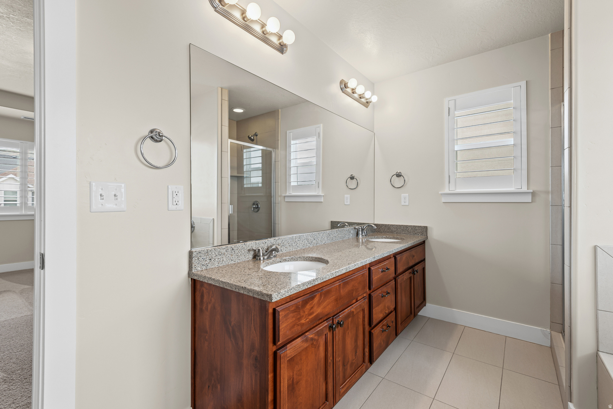 MOUNTAIN HEIGHTS - Residential