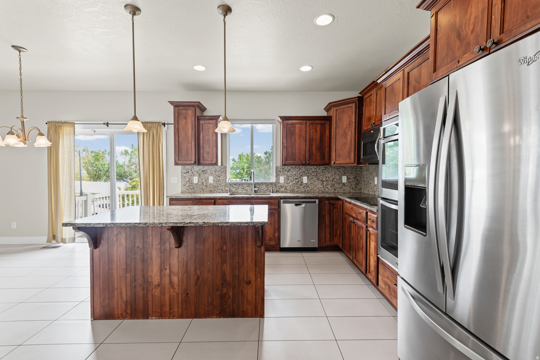 MOUNTAIN HEIGHTS - Residential