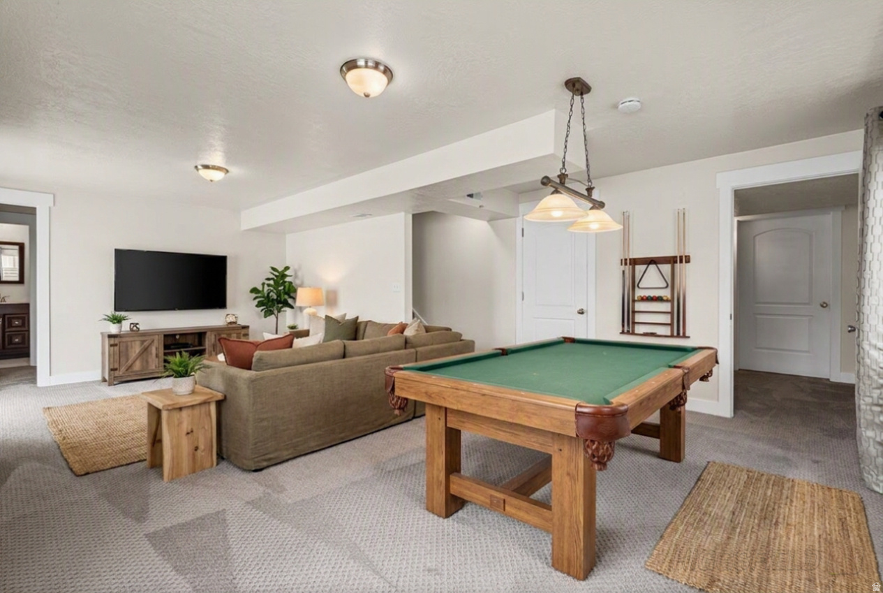 MOUNTAIN HEIGHTS - Residential