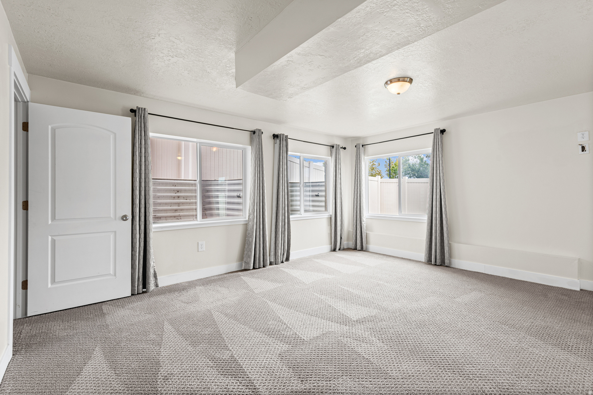 MOUNTAIN HEIGHTS - Residential