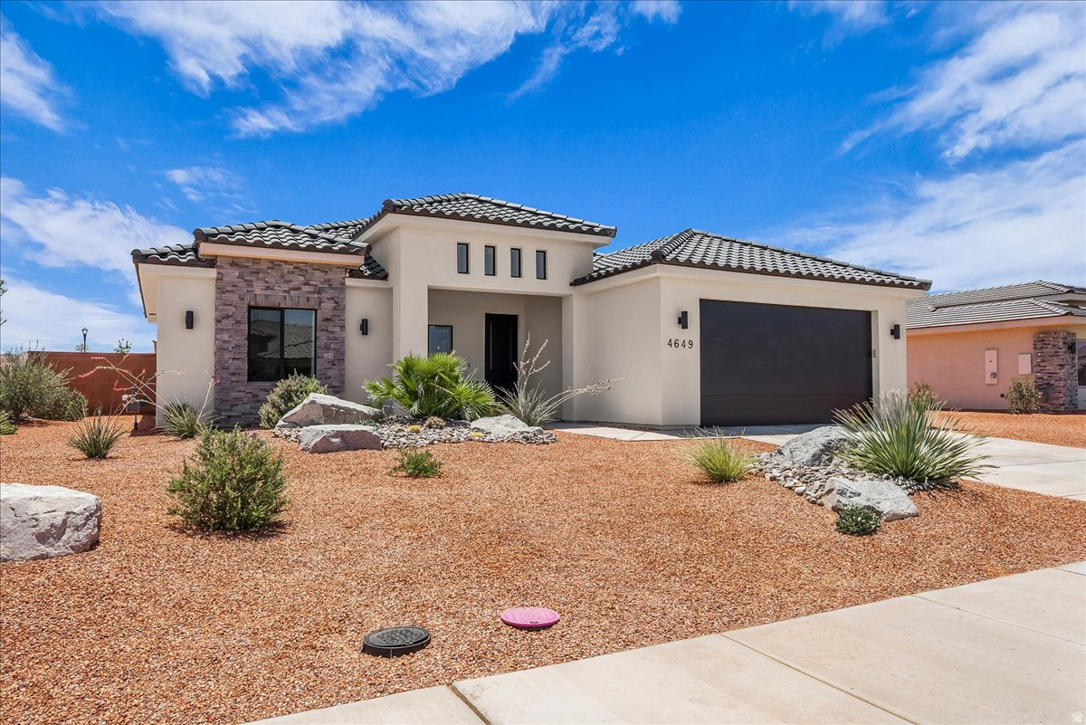 SEDERO AT DESERT SANDS 3 - Residential