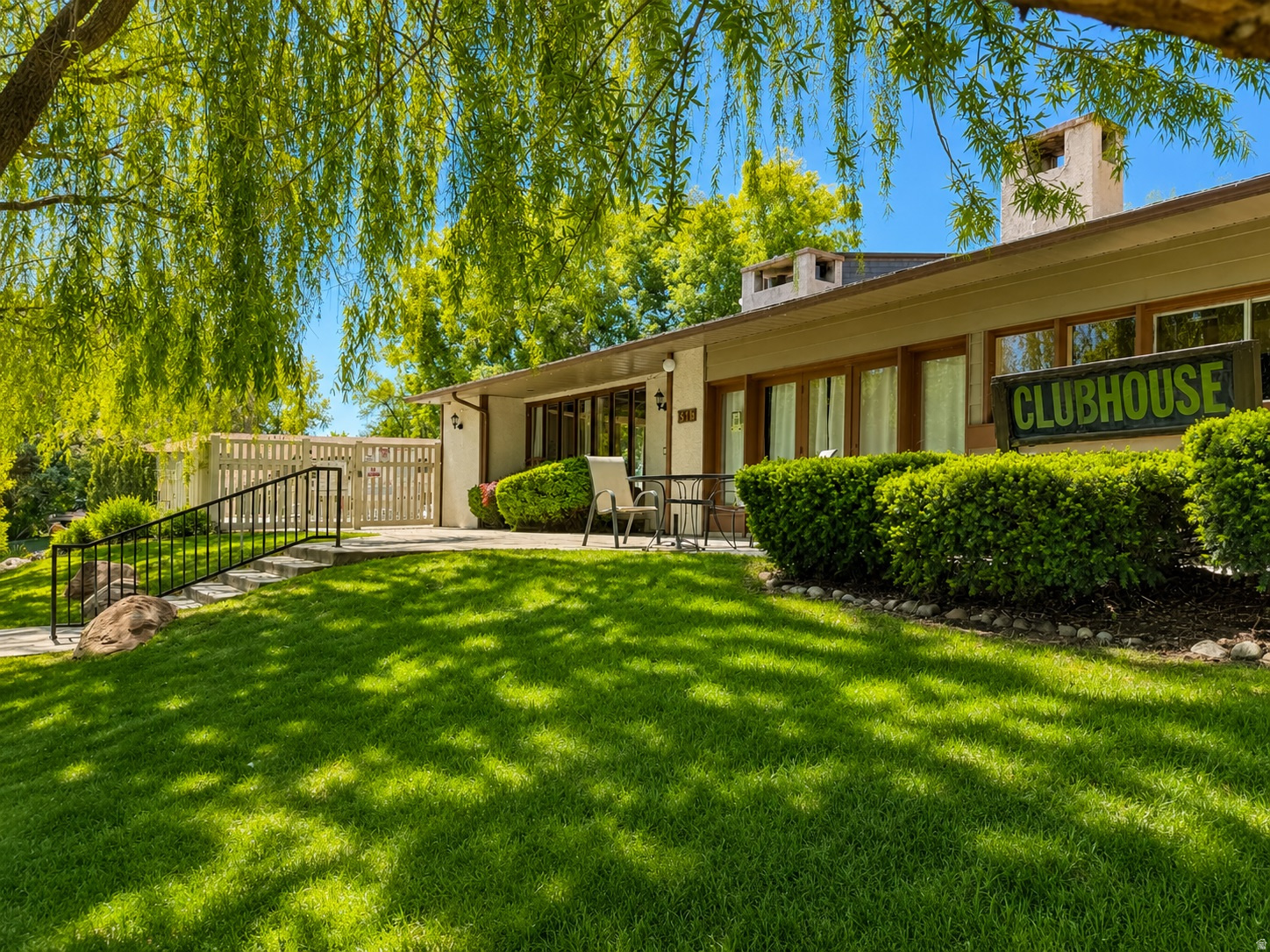WILLOWS CONDM - Residential