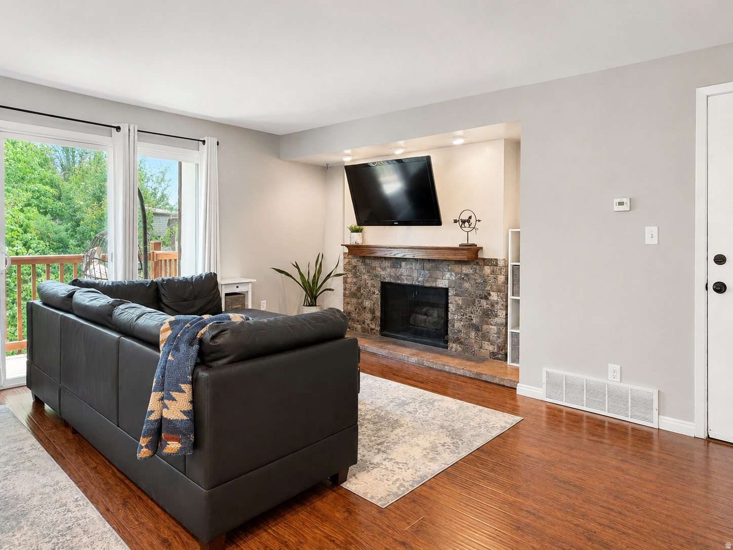WILLOWS CONDM - Residential