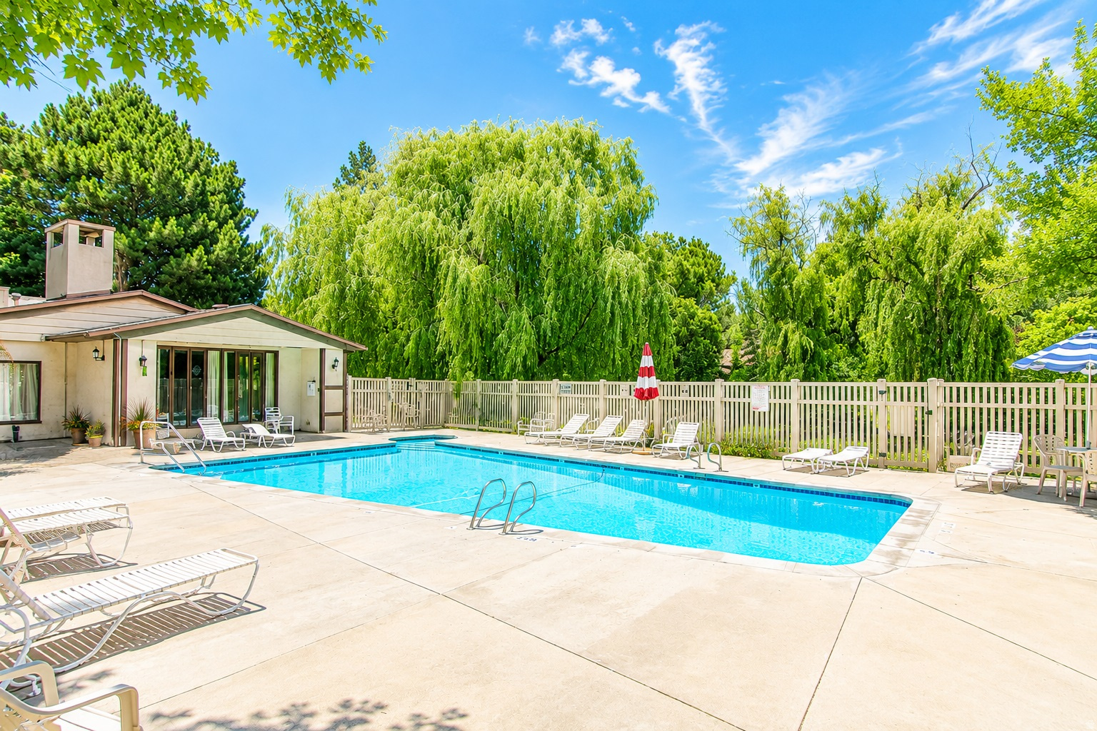 WILLOWS CONDM - Residential