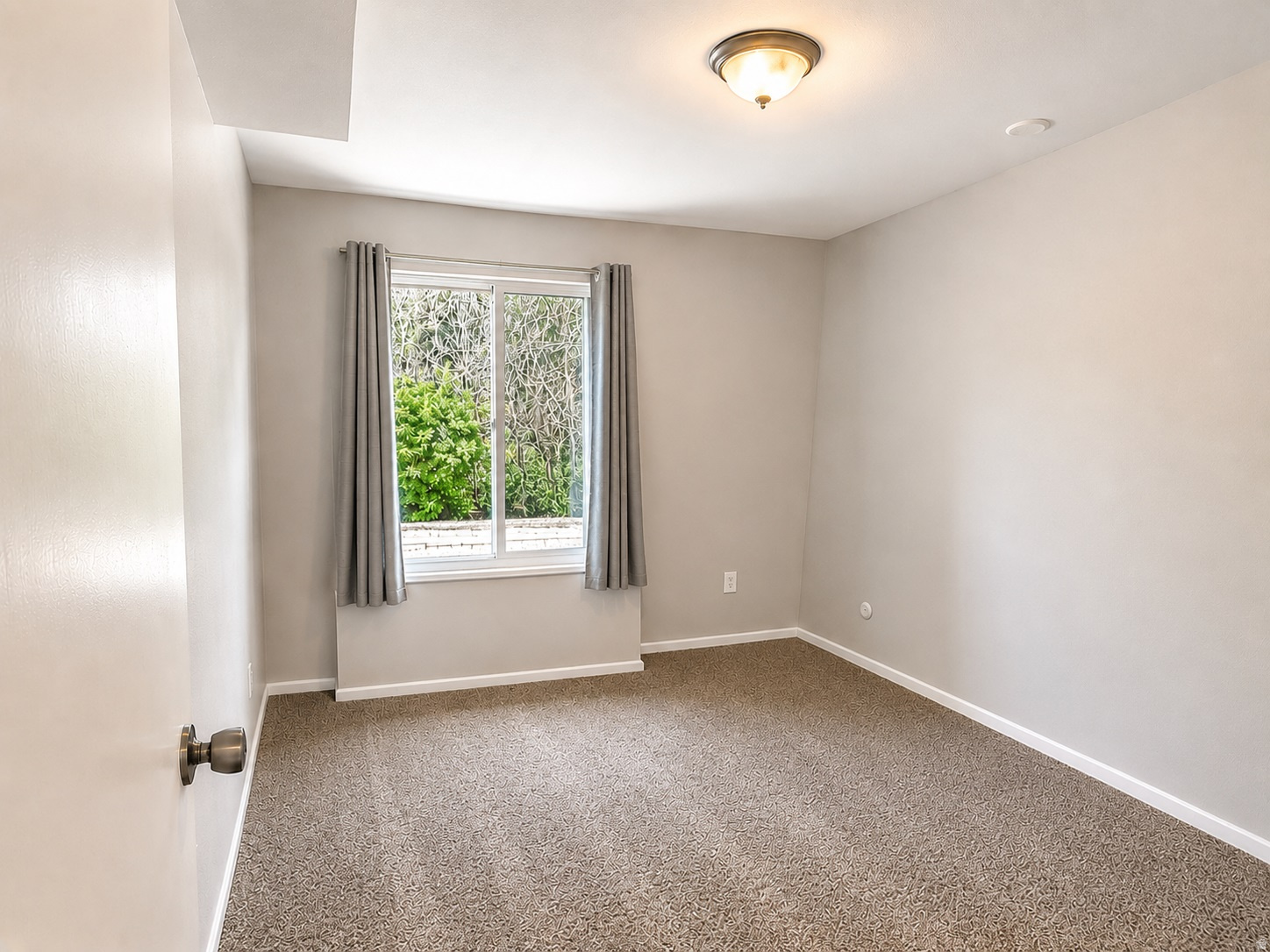WILLOWS CONDM - Residential