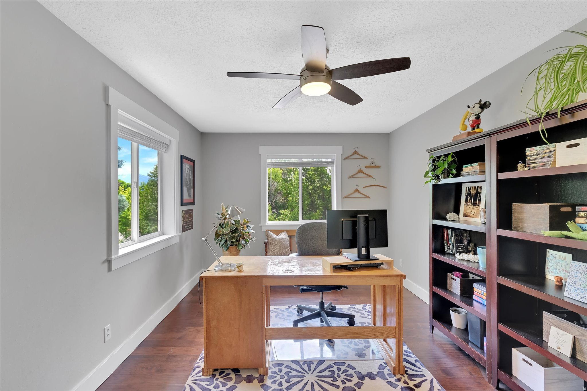 SPRING CREEK HOLLOW - Residential