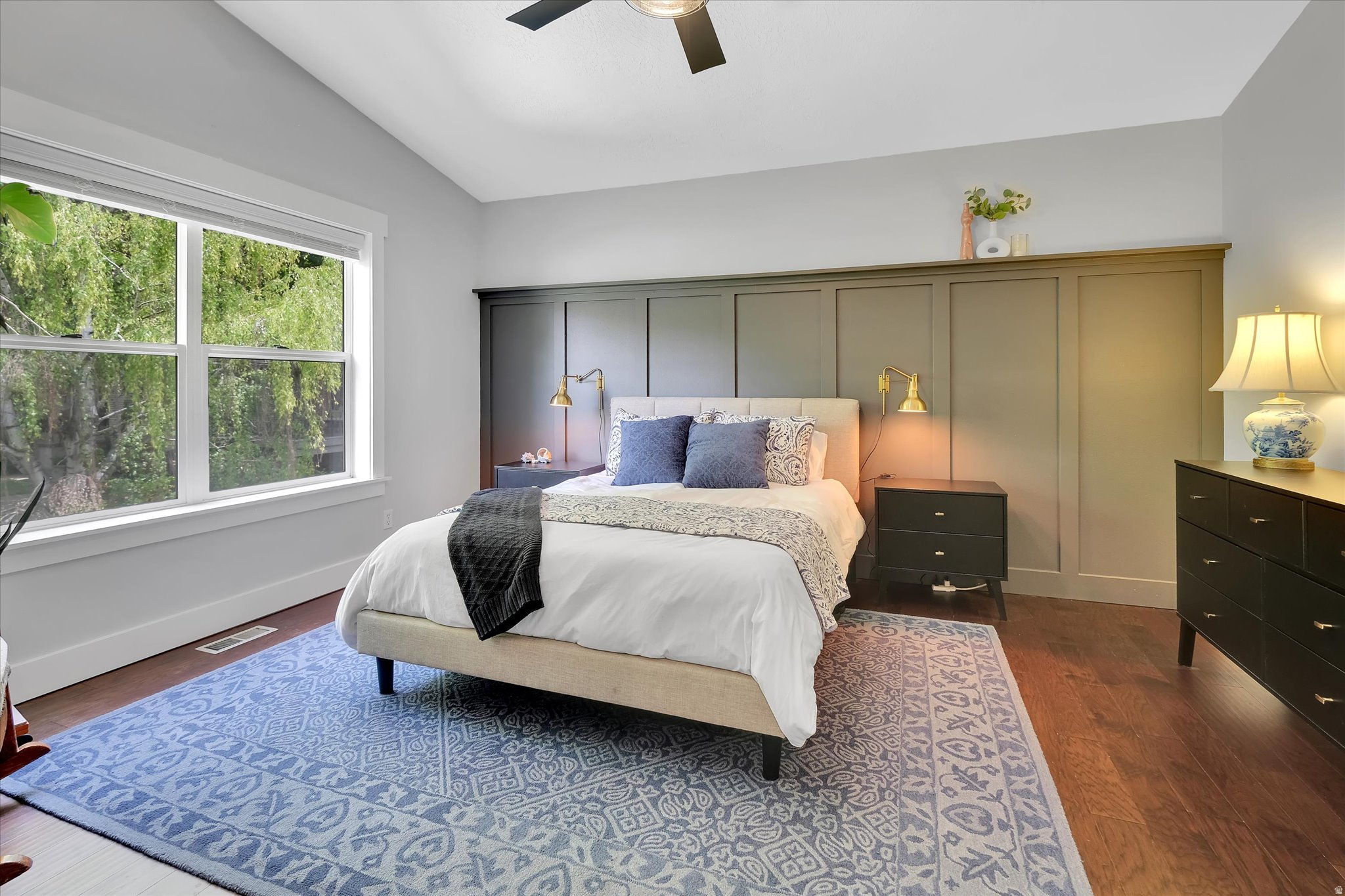 SPRING CREEK HOLLOW - Residential