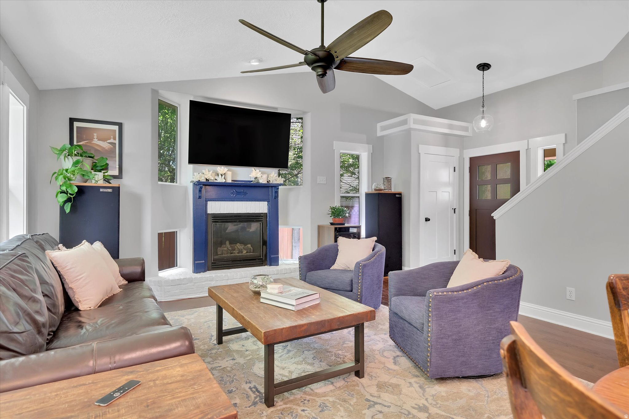 SPRING CREEK HOLLOW - Residential