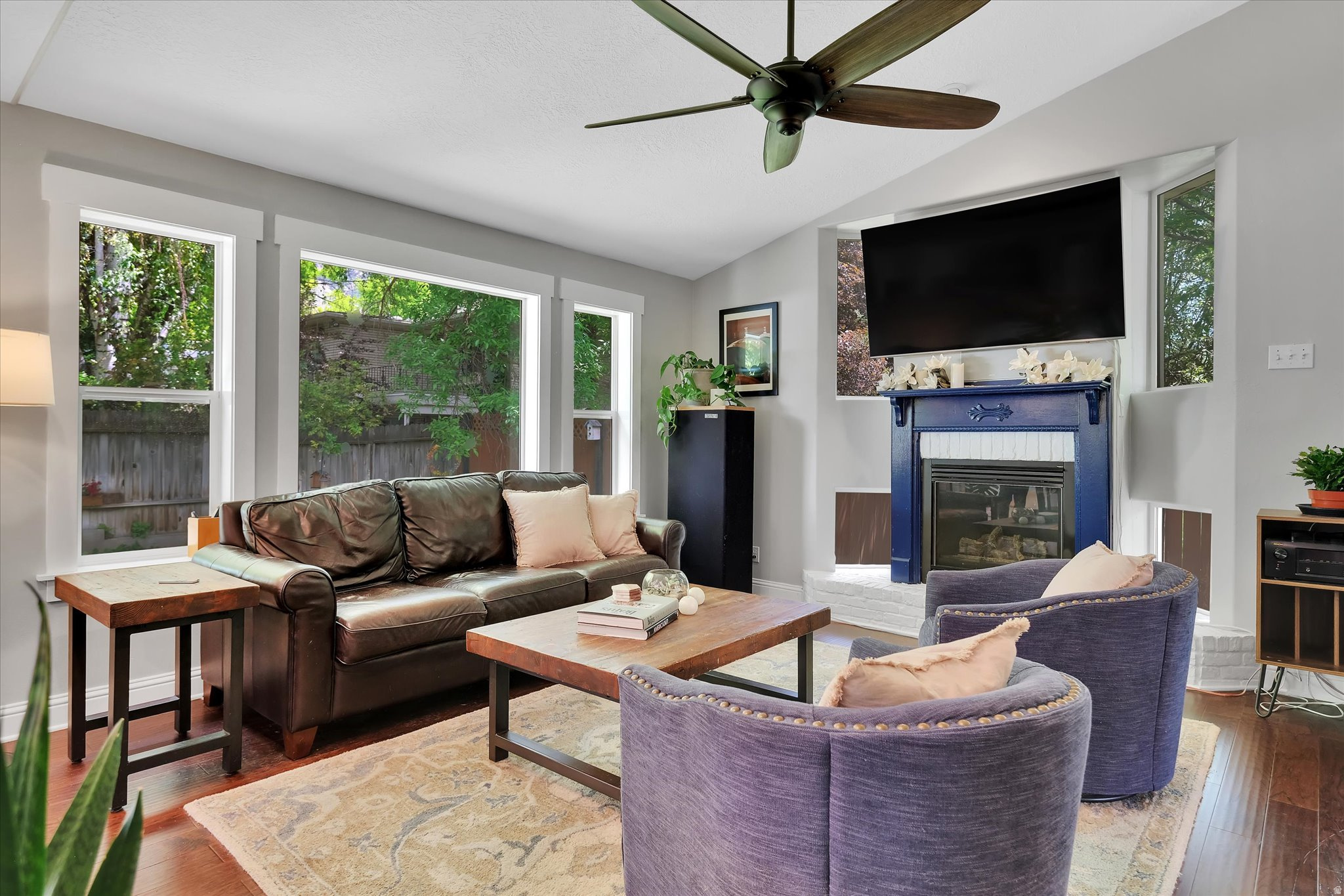 SPRING CREEK HOLLOW - Residential