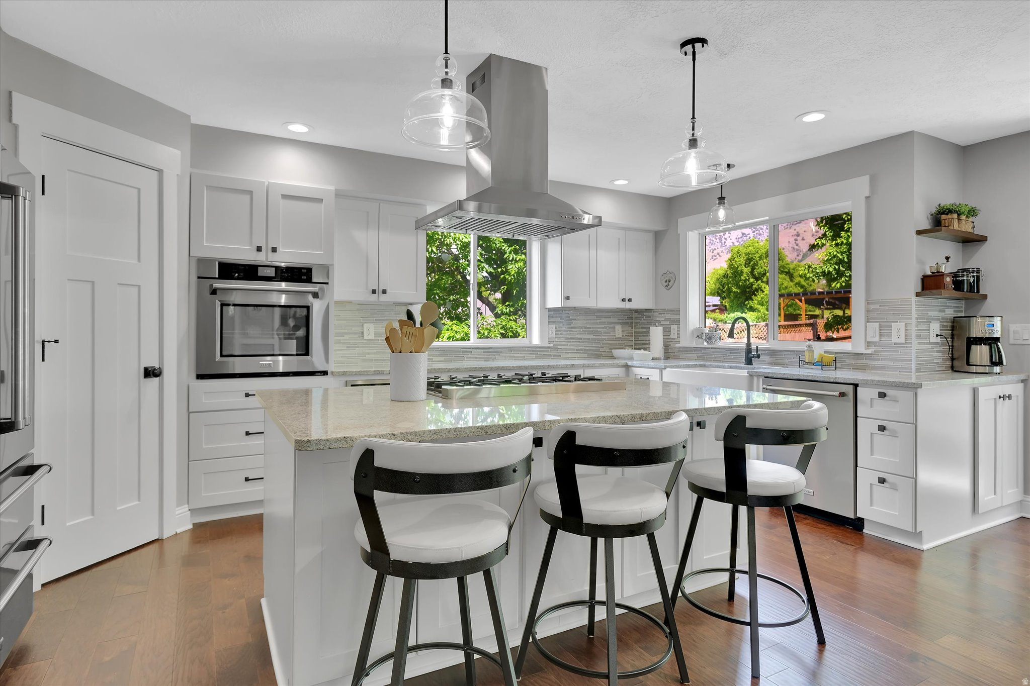 SPRING CREEK HOLLOW - Residential