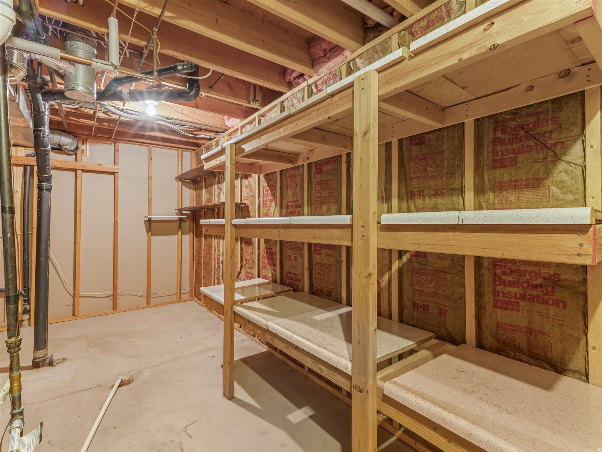EXECUTIVE ESTATES PB - Residential