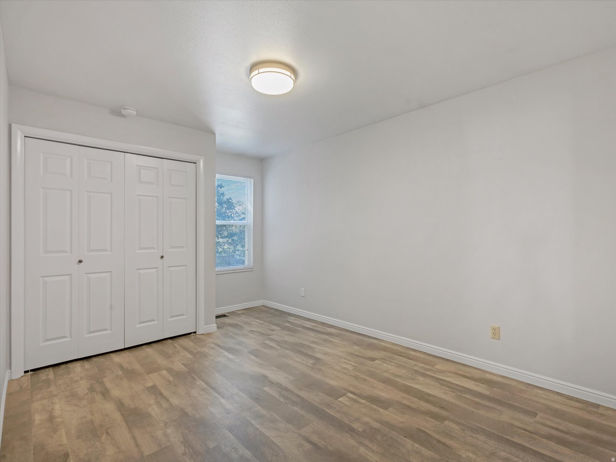EXECUTIVE ESTATES PB - Residential