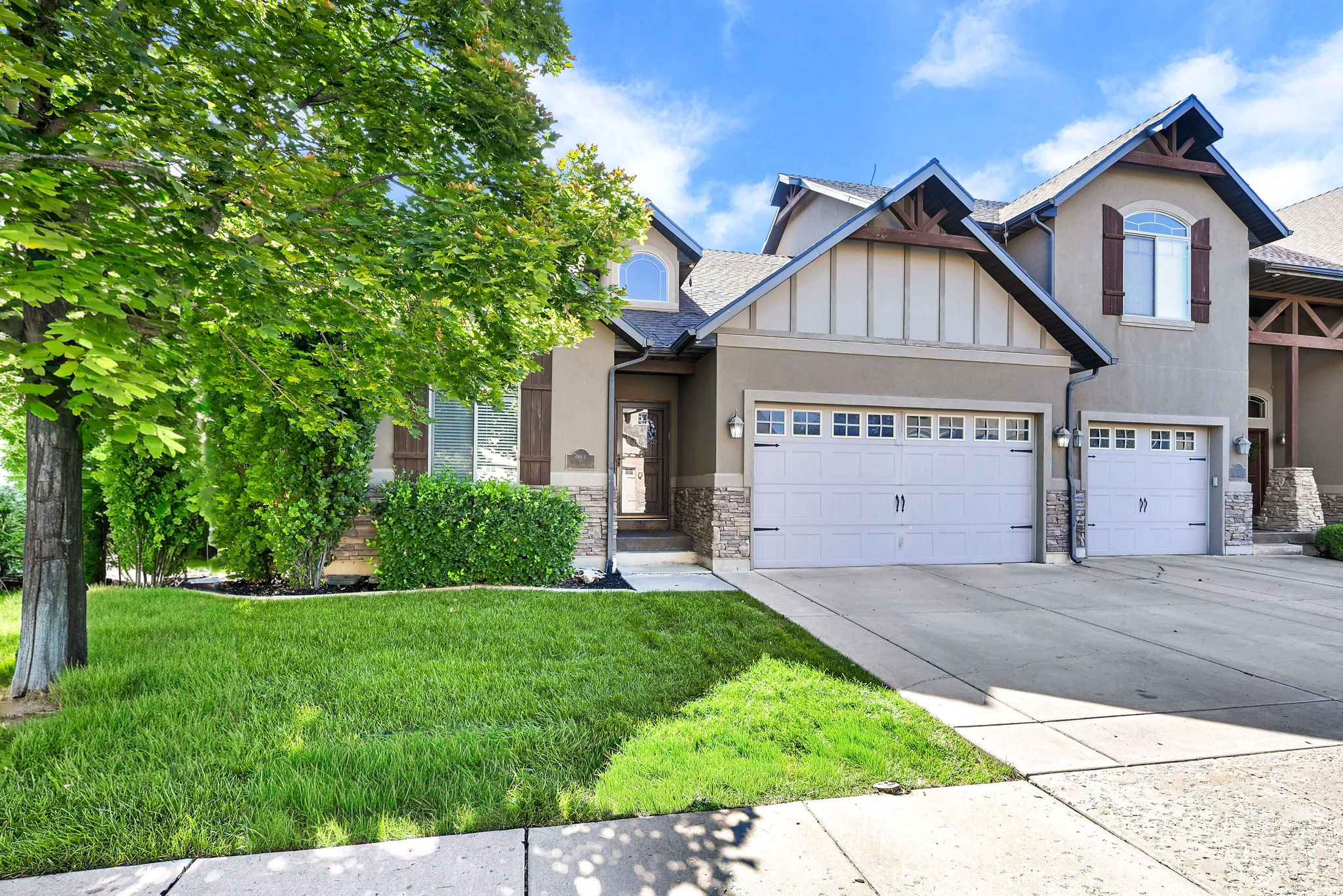 STONE CREEK - Residential