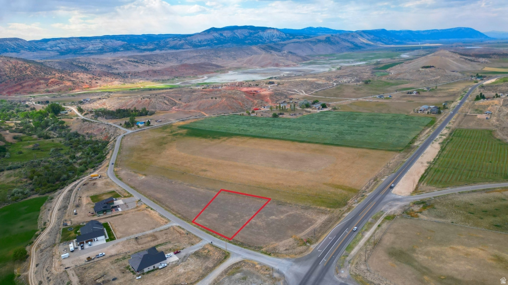 This is a 1.25 acre residential building lot located just outside of Sterling Utah. It sits right between the Gunnison Reservoir and Palisade Reservoir on an asphalted road west of Highway 89. The property includes 045 acre feet of water rights and .55 irrigation shares and has a shared well. Water and power will be stubbed to the property.