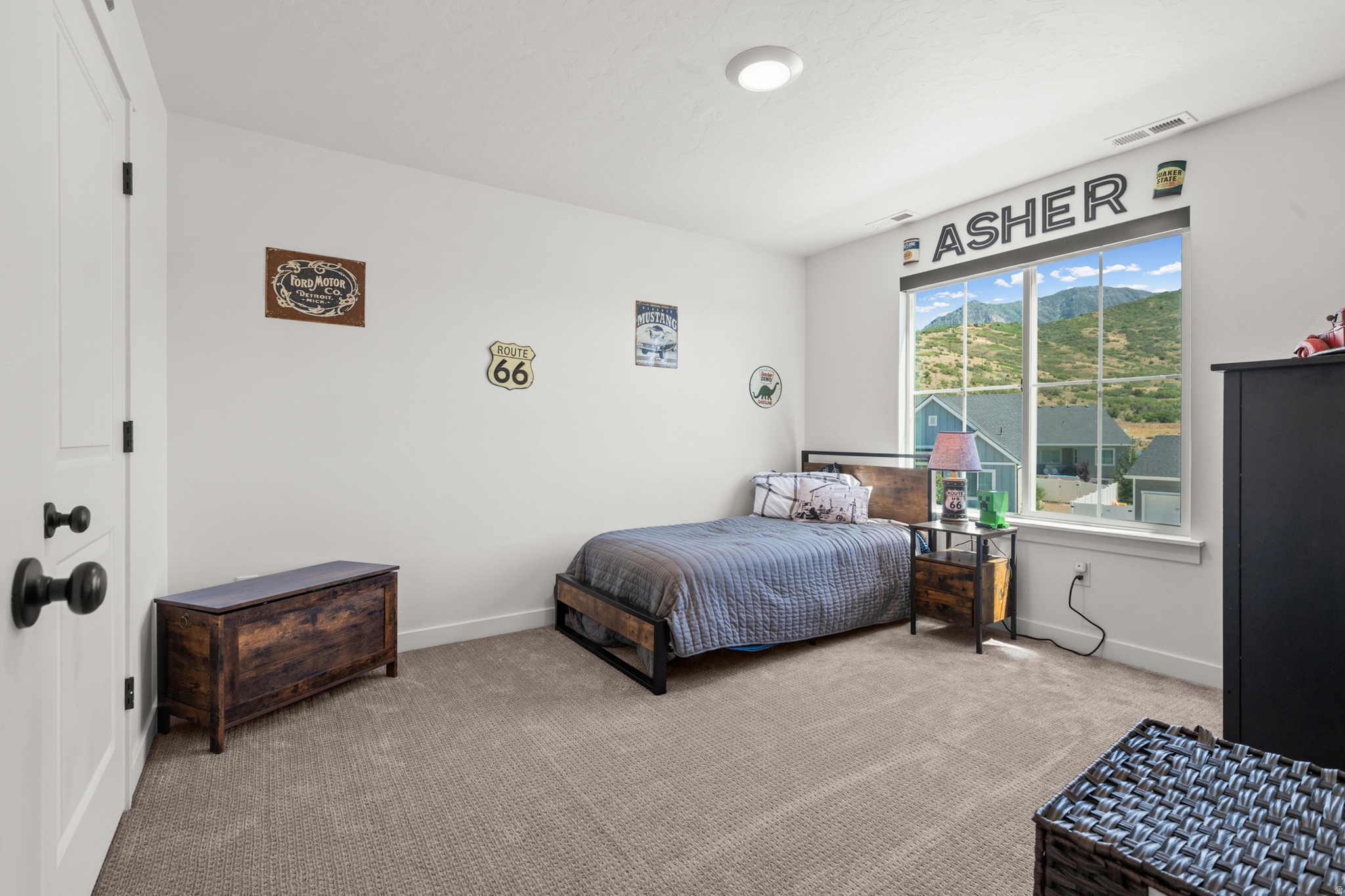 FOOTHILL VILLAGE - Residential