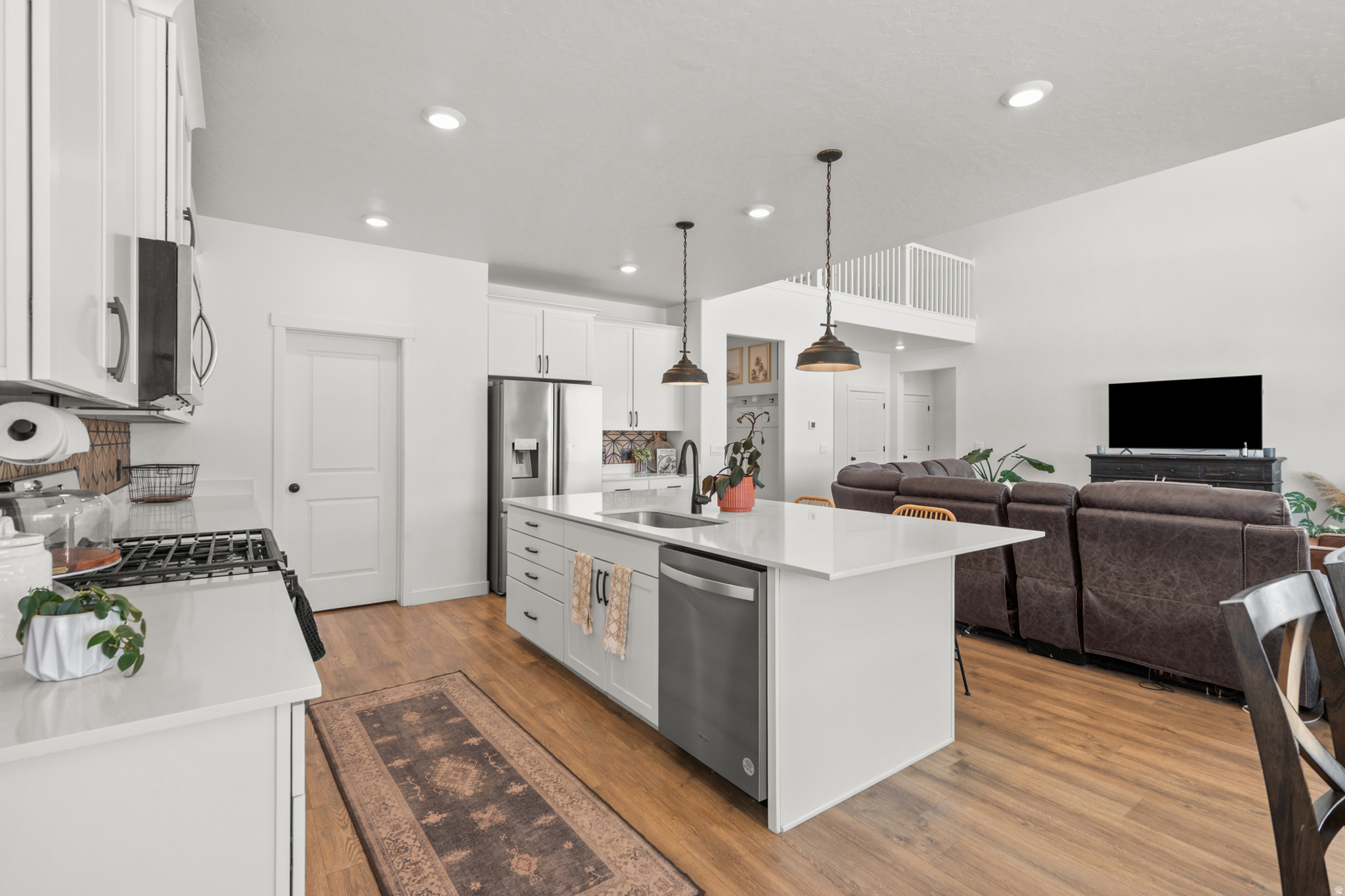 FOOTHILL VILLAGE - Residential
