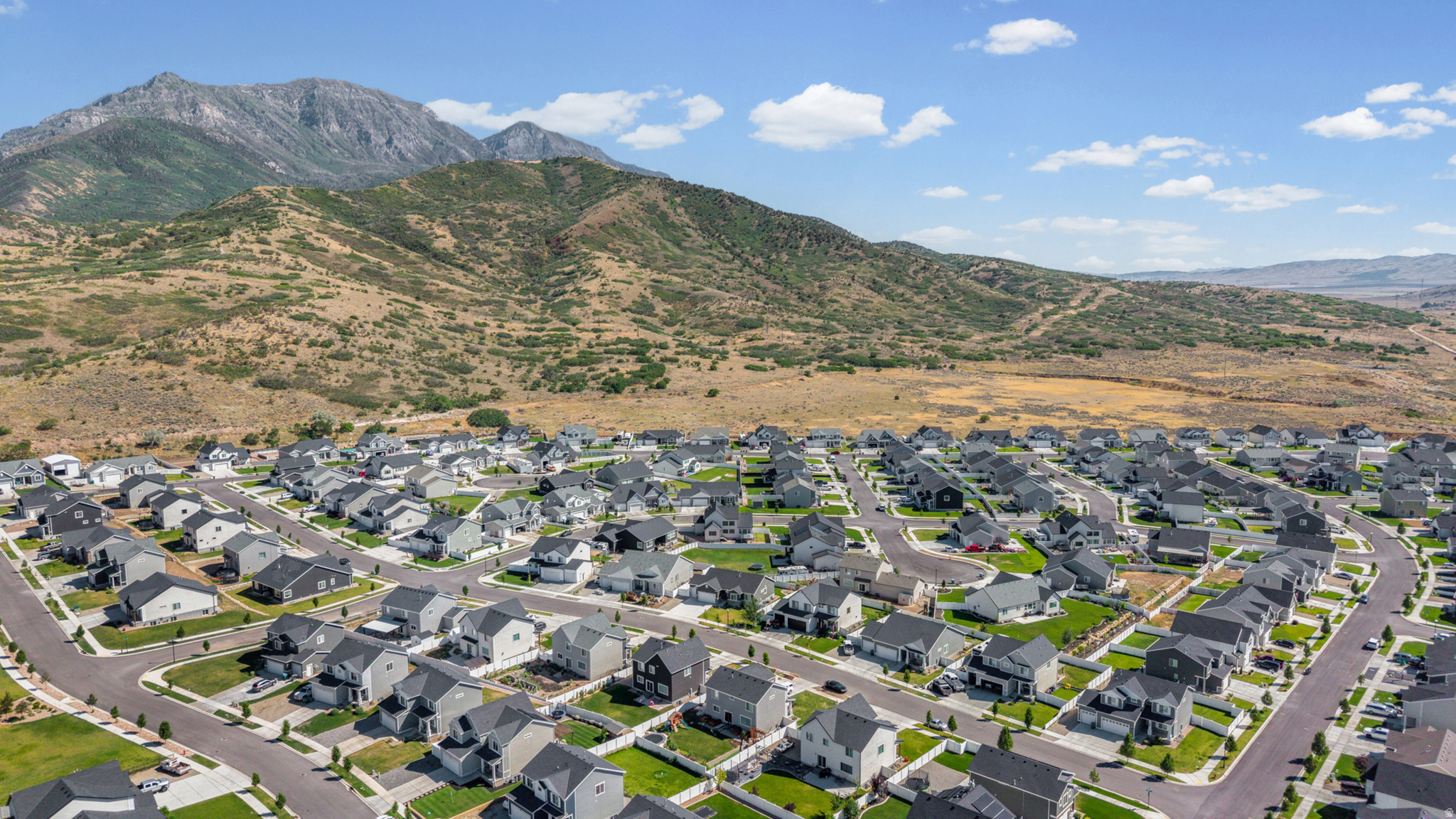 FOOTHILL VILLAGE - Residential