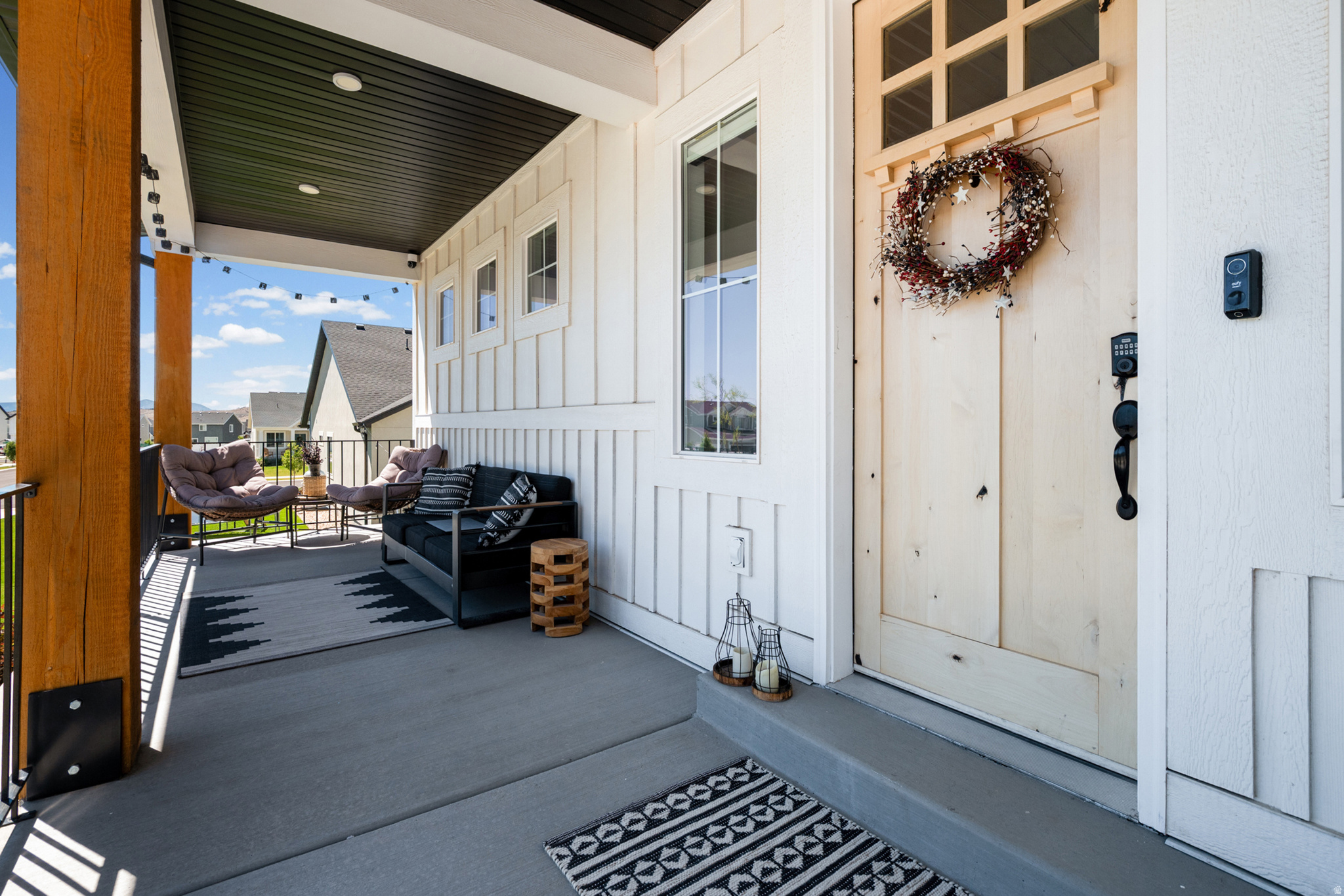 FOOTHILL VILLAGE - Residential