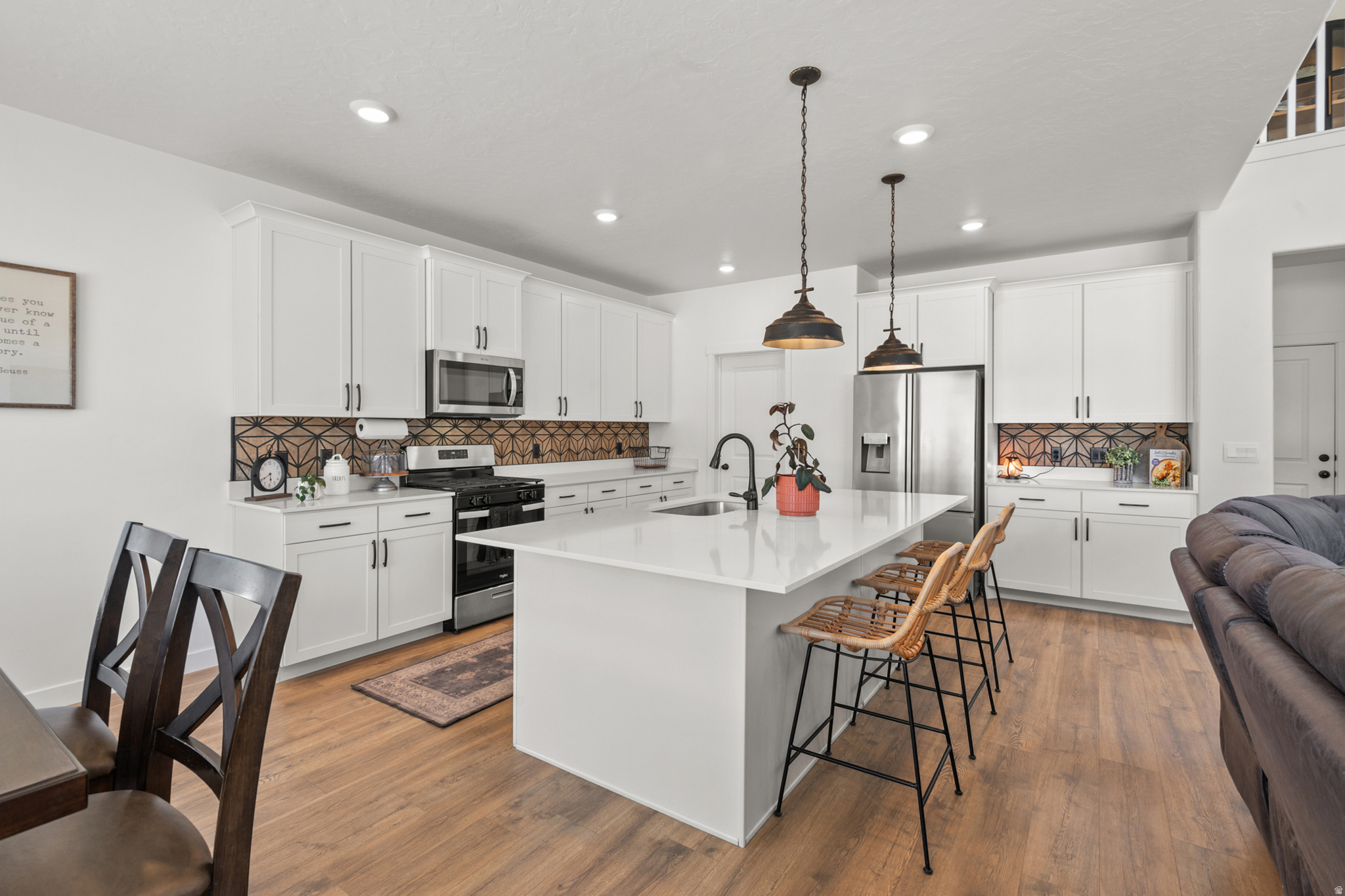 FOOTHILL VILLAGE - Residential