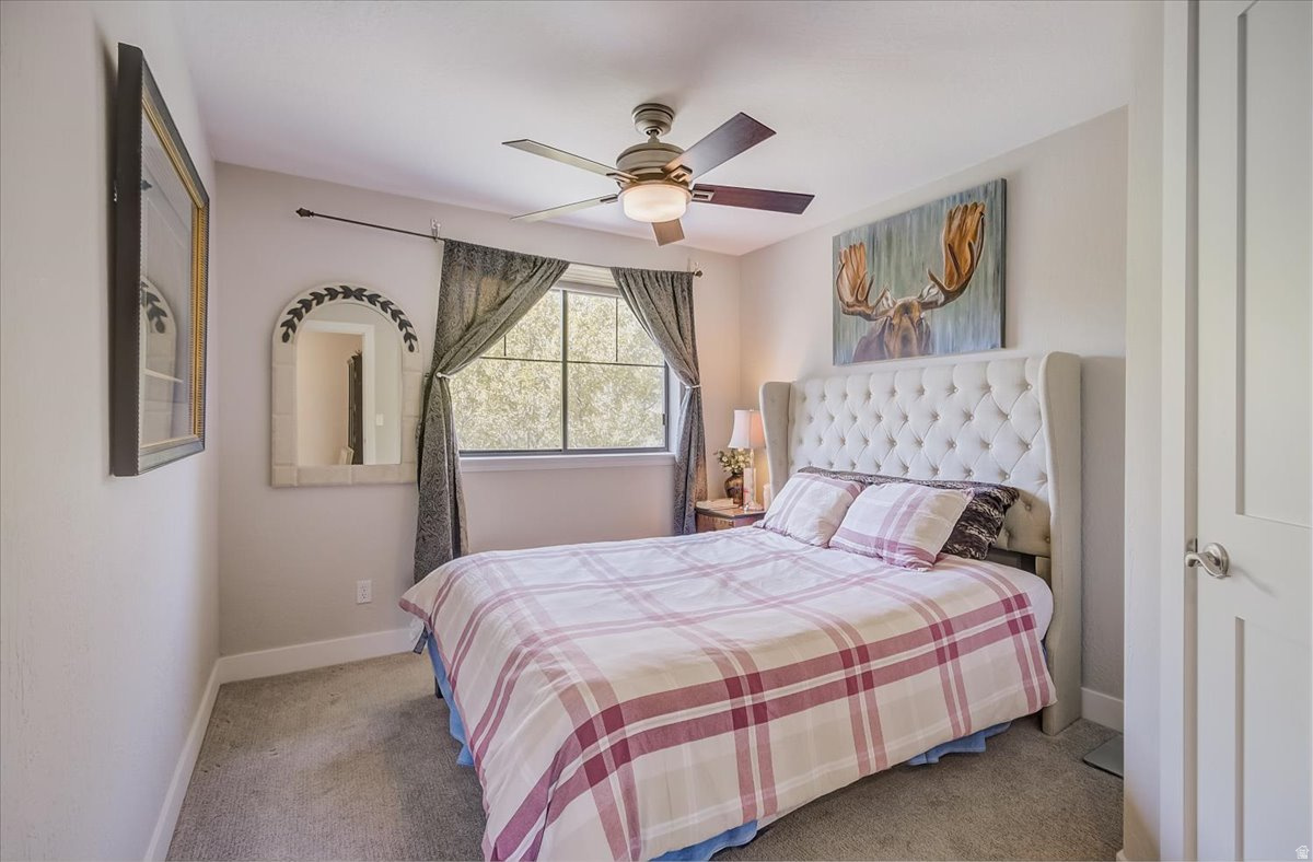 PINEBROOK COTTAGES - Residential Lease