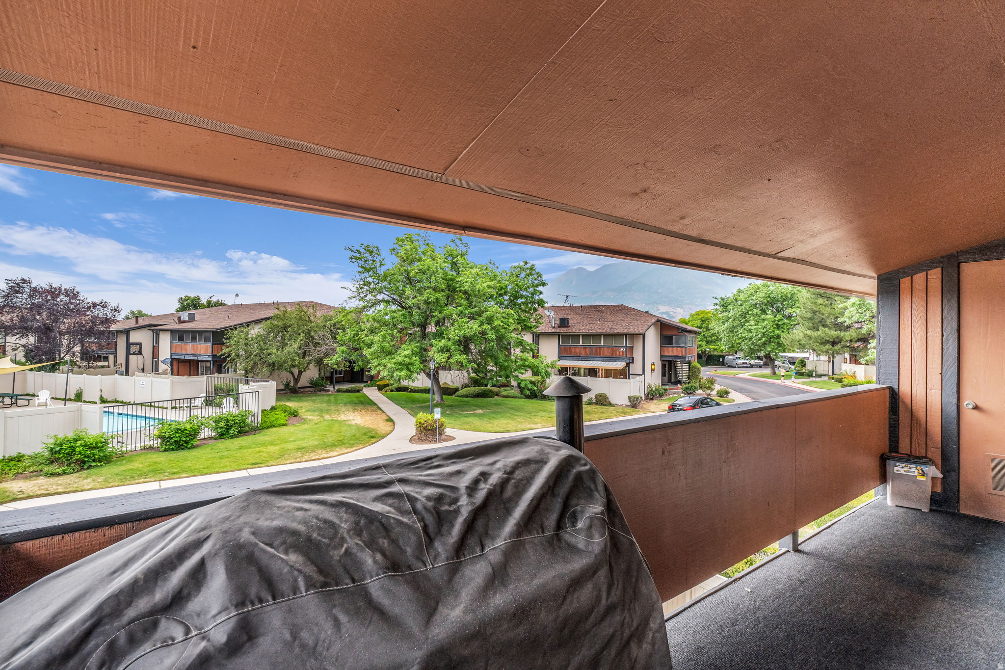 OAK CREST CONDO - Residential