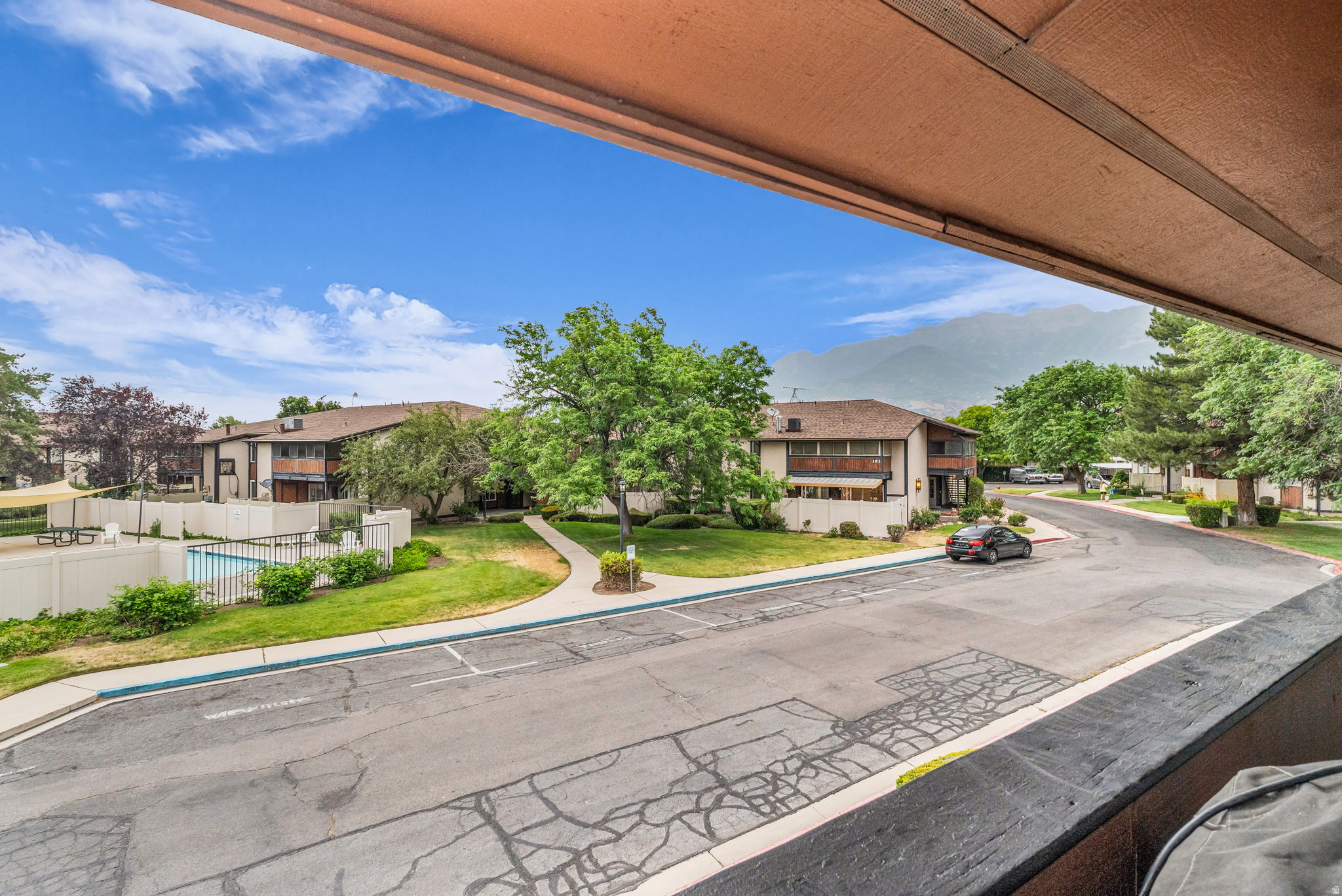 OAK CREST CONDO - Residential