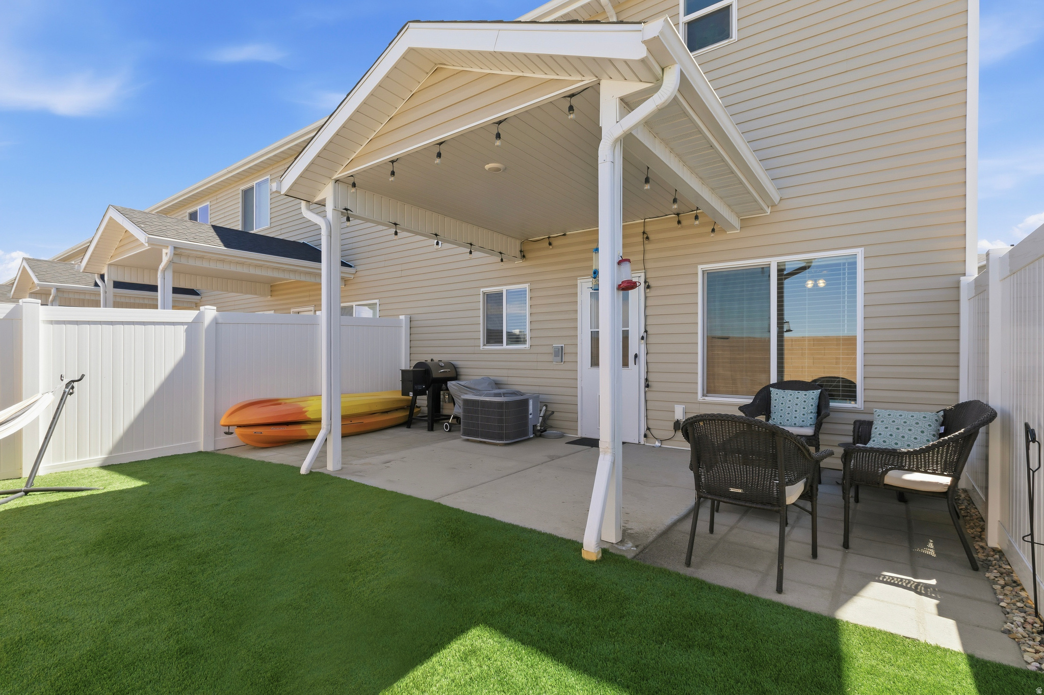 CEDARBEND TOWNHOMES - Residential