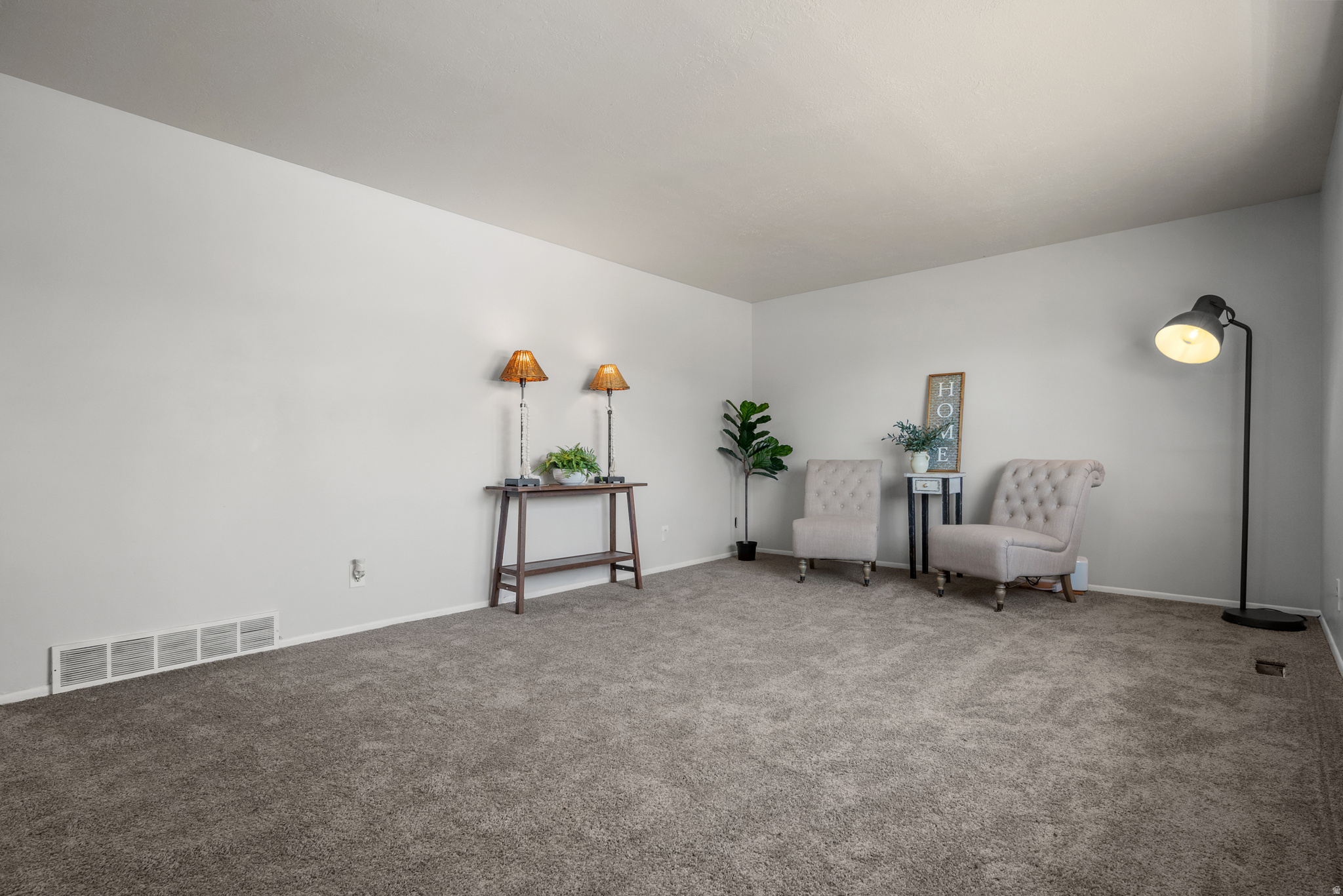 CAMELOT - Residential