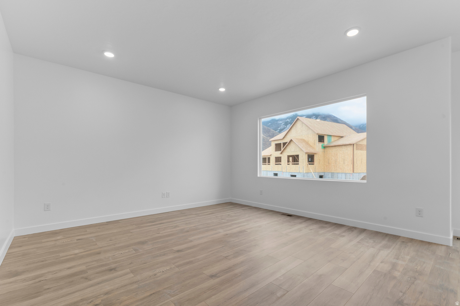 VIRIDIAN - Residential