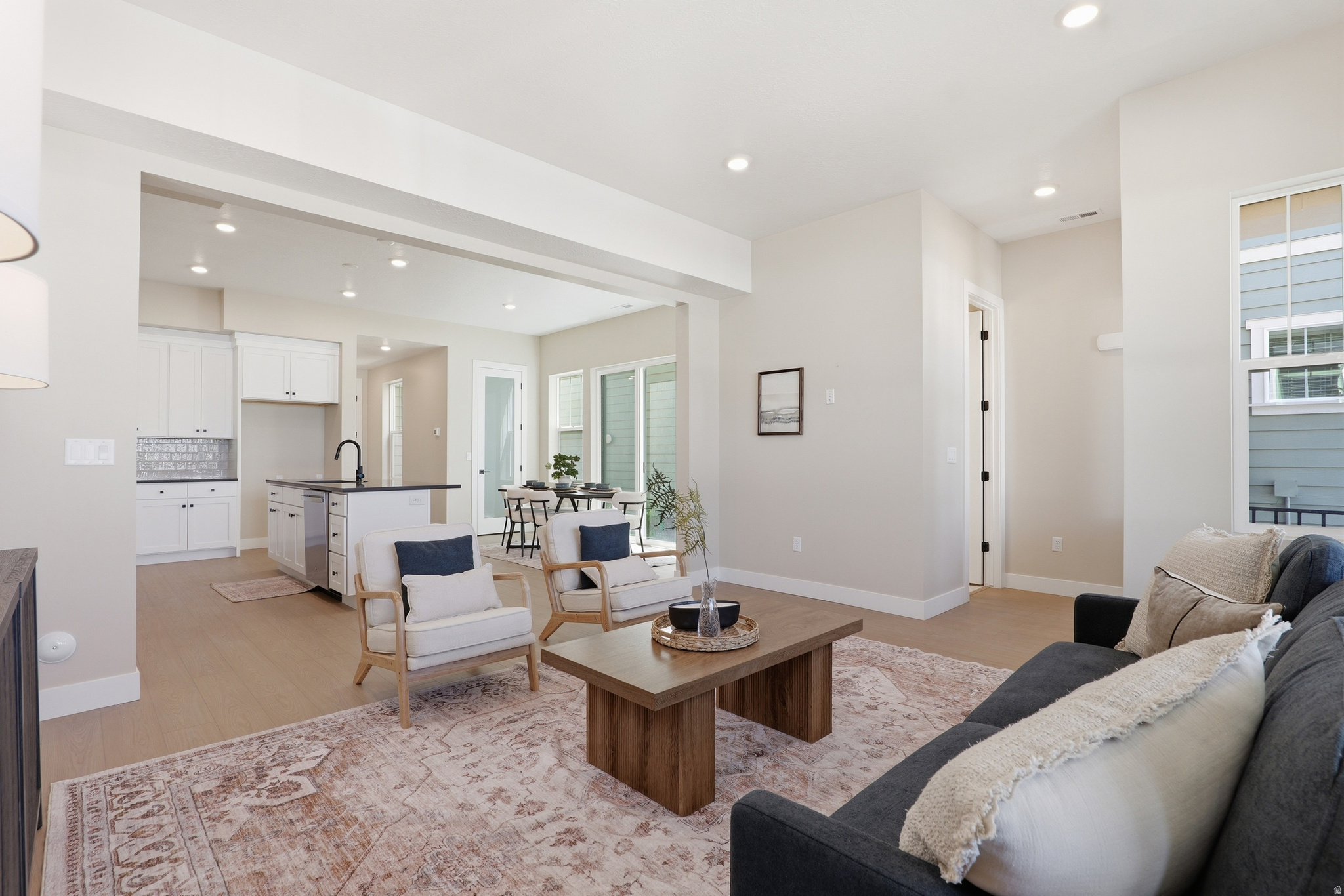 HUNTINGTON RANCH - Residential