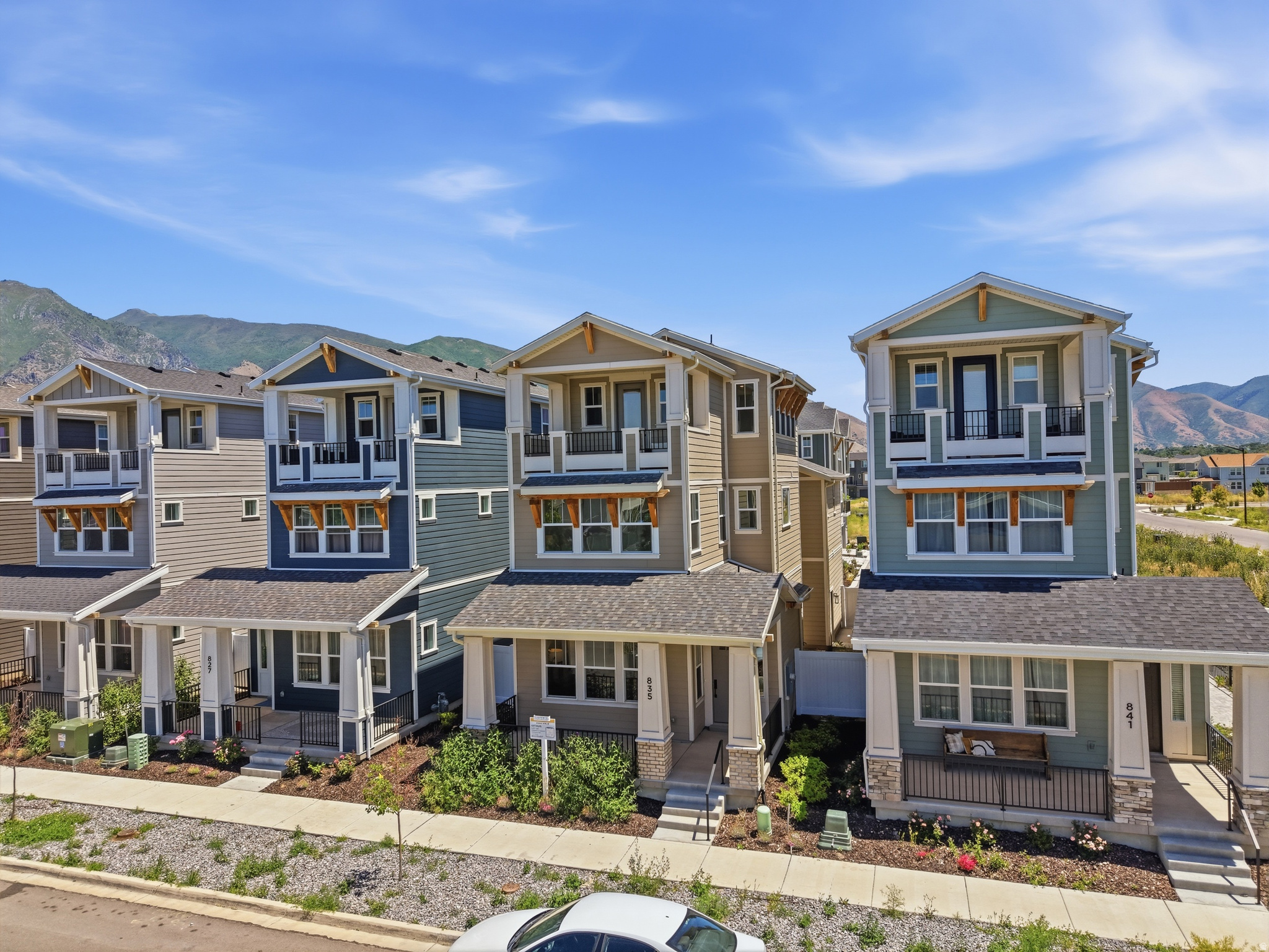 HUNTINGTON RANCH - Residential