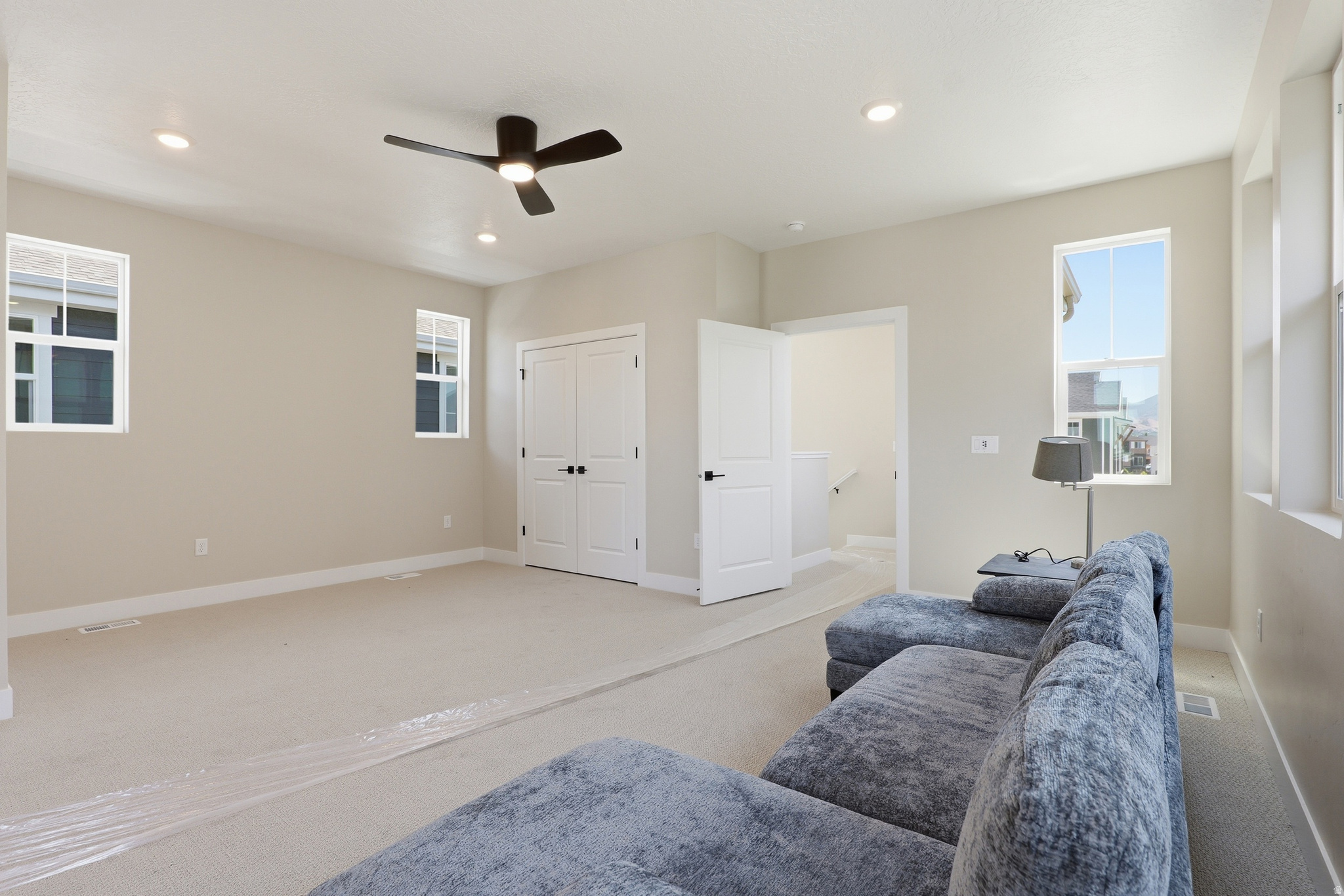 HUNTINGTON RANCH - Residential