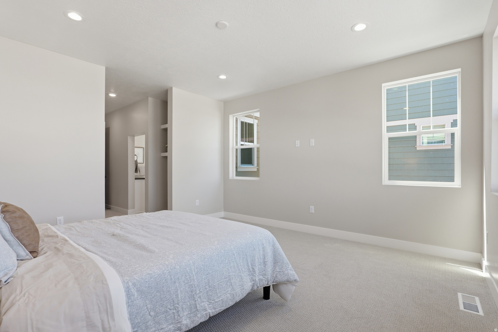 HUNTINGTON RANCH - Residential